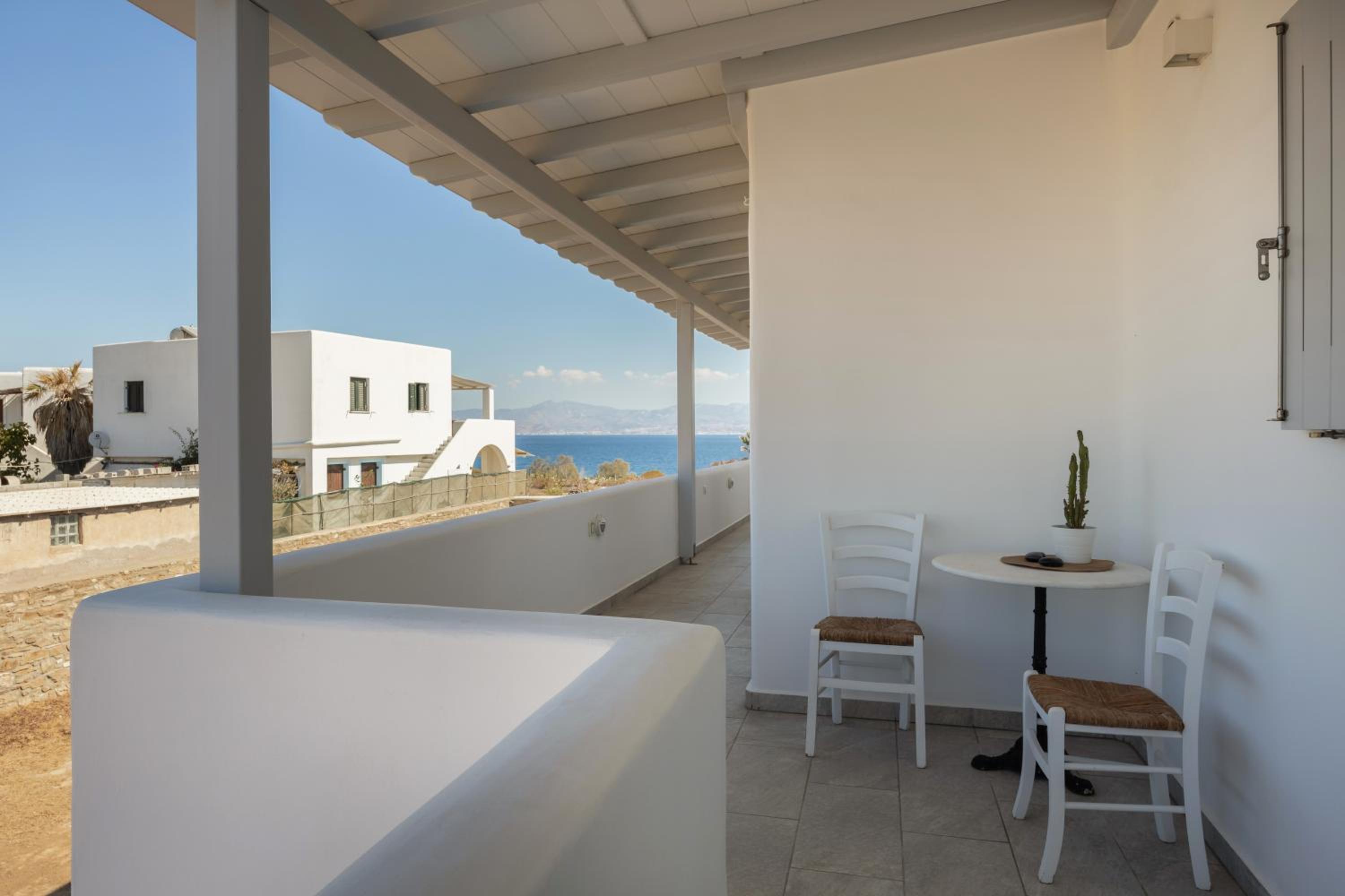 Paros Melodia Apartments