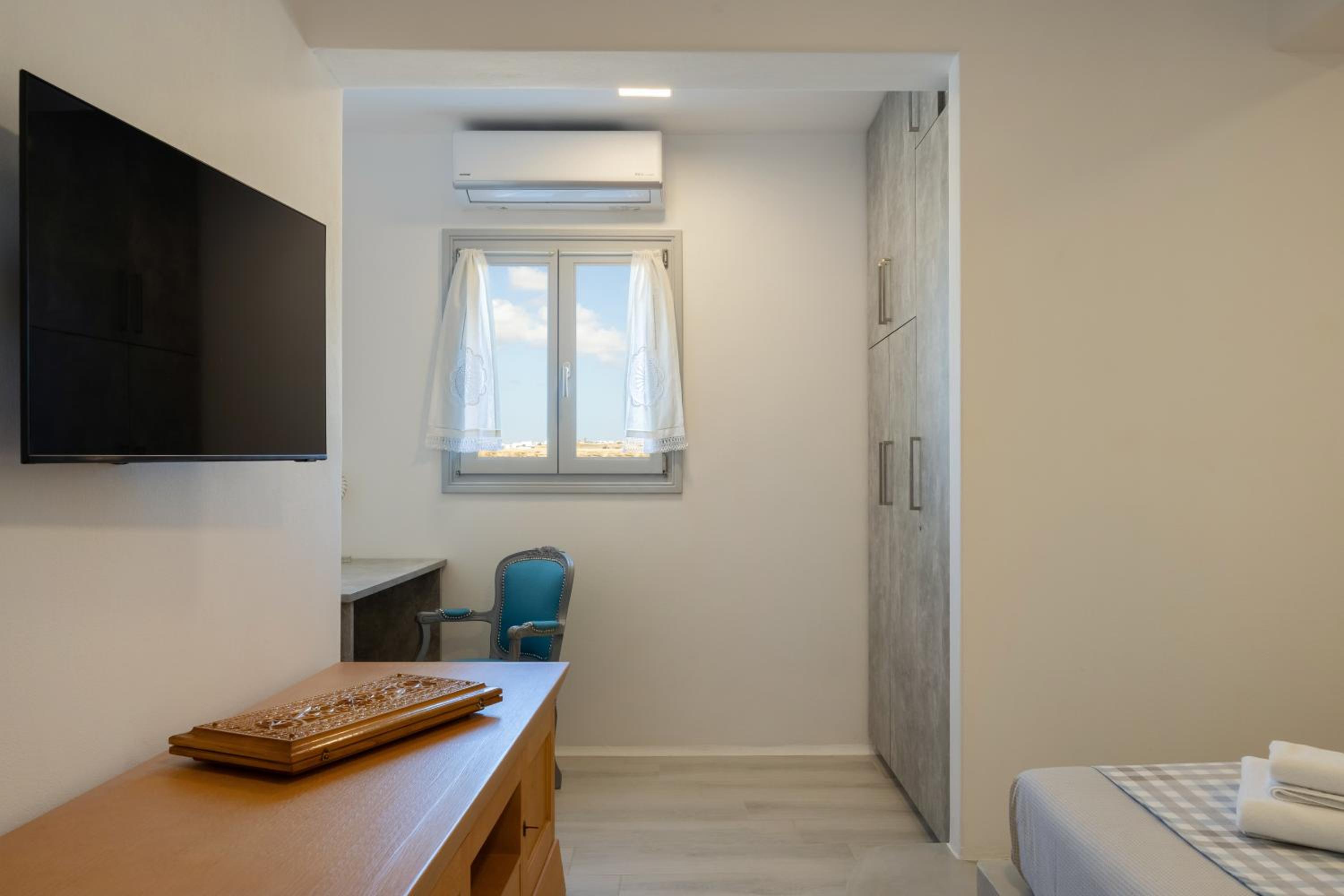 Paros Melodia Apartments