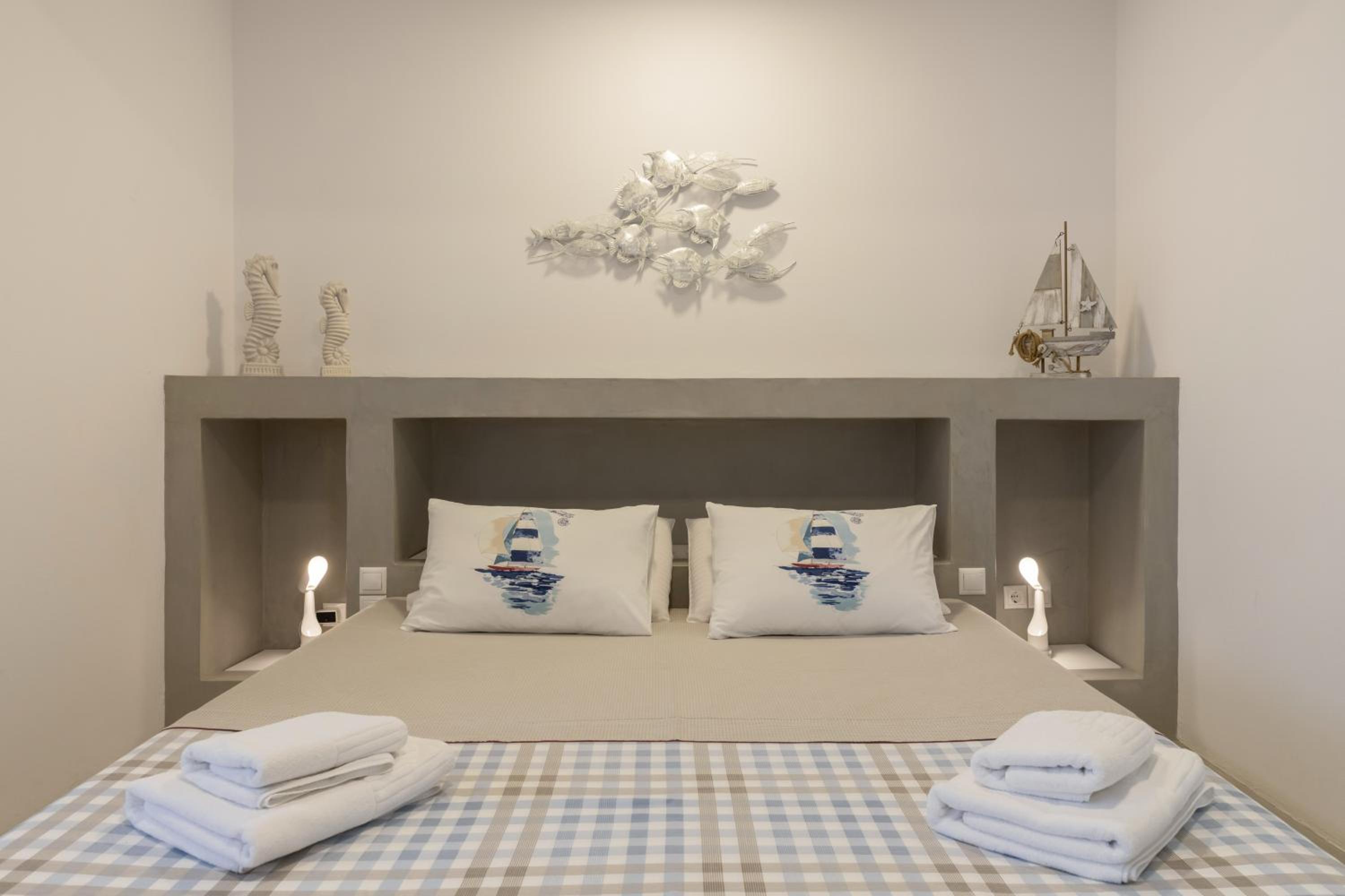 Paros Melodia Apartments