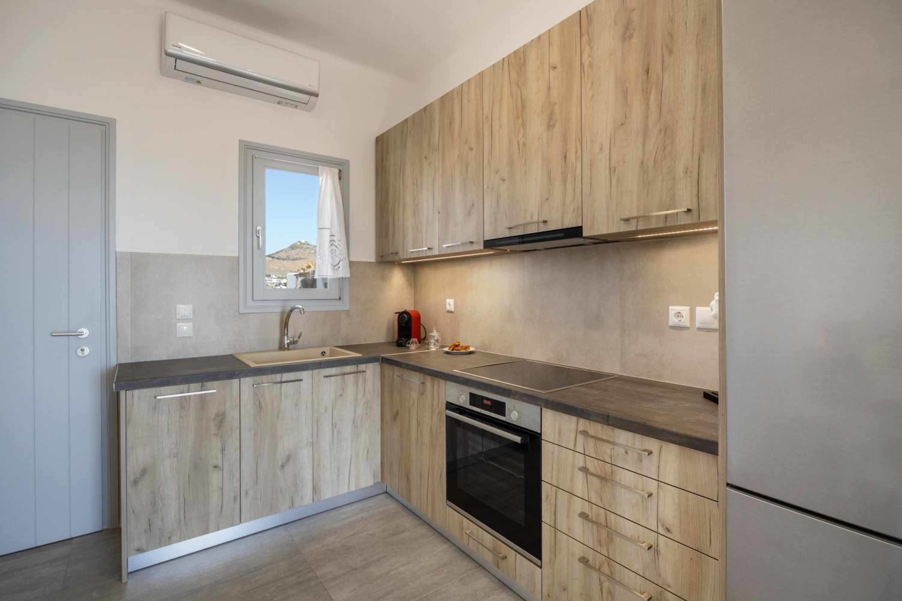 Paros Melodia Apartments