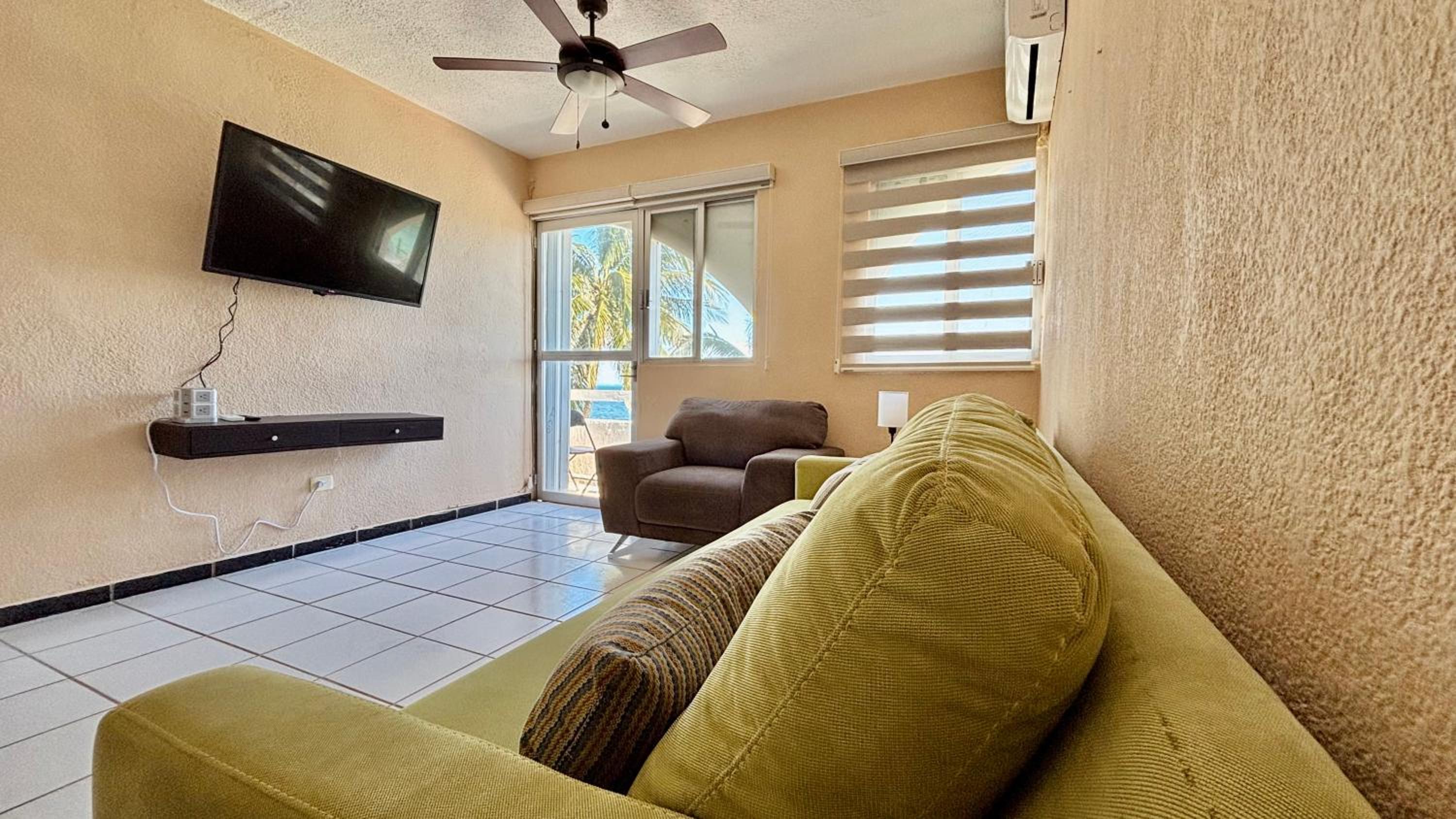 Beautiful Apartment In Cancun Beach Front Ocean View