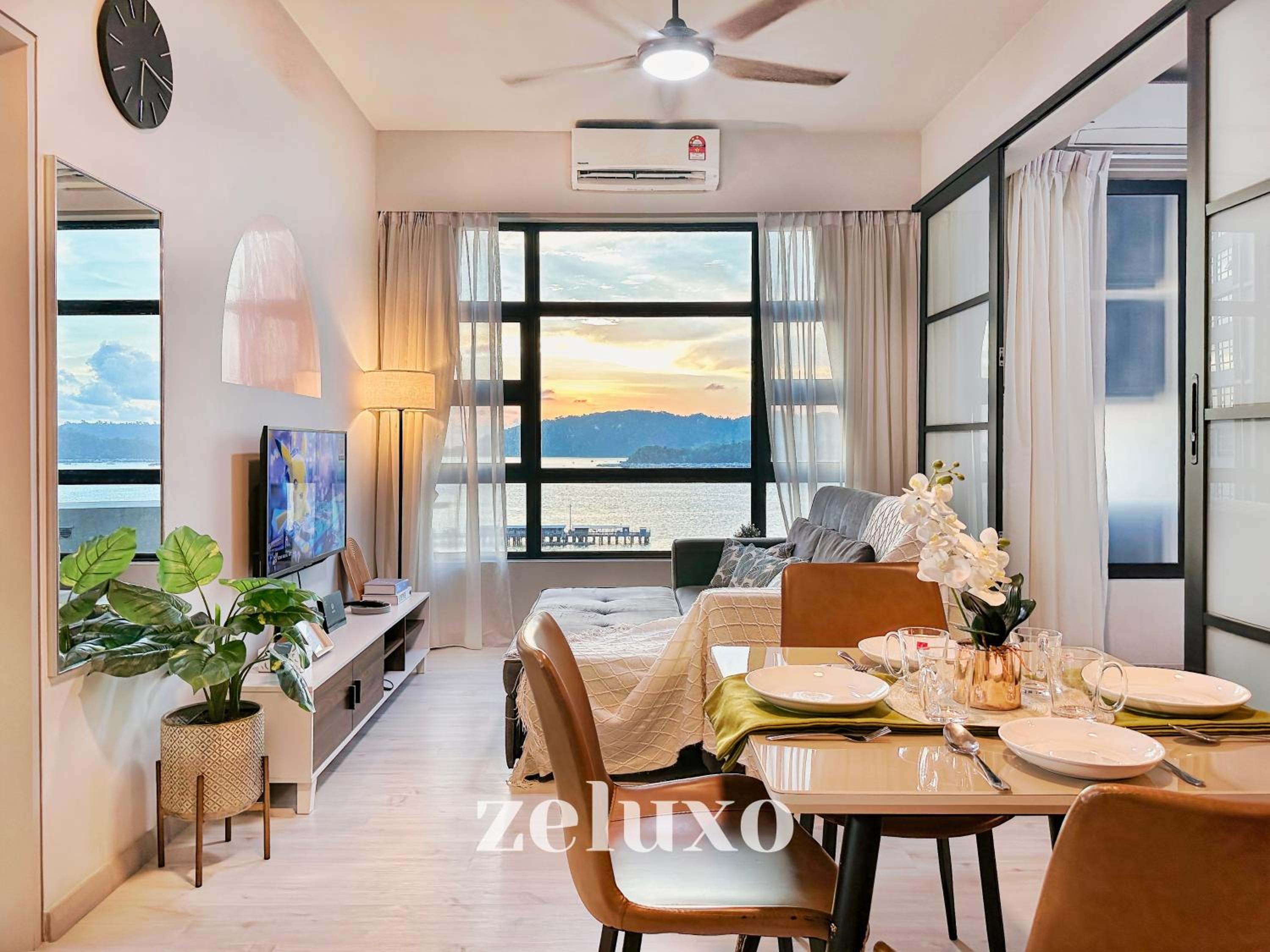 #2 Jesselton Quay City Pads Seaview by Zeluxo photo 1