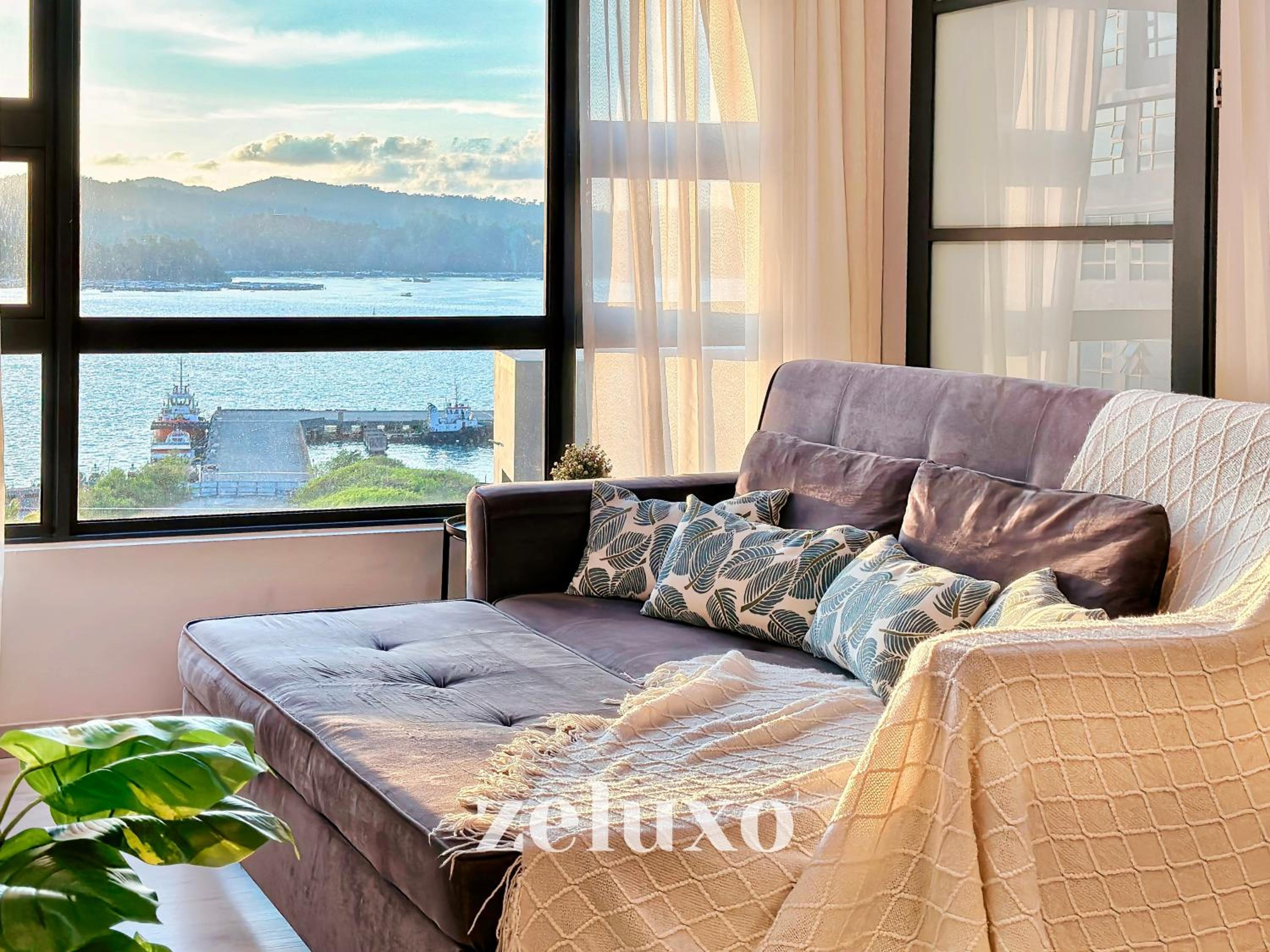 #2 Jesselton Quay City Pads Seaview by Zeluxo photo 4