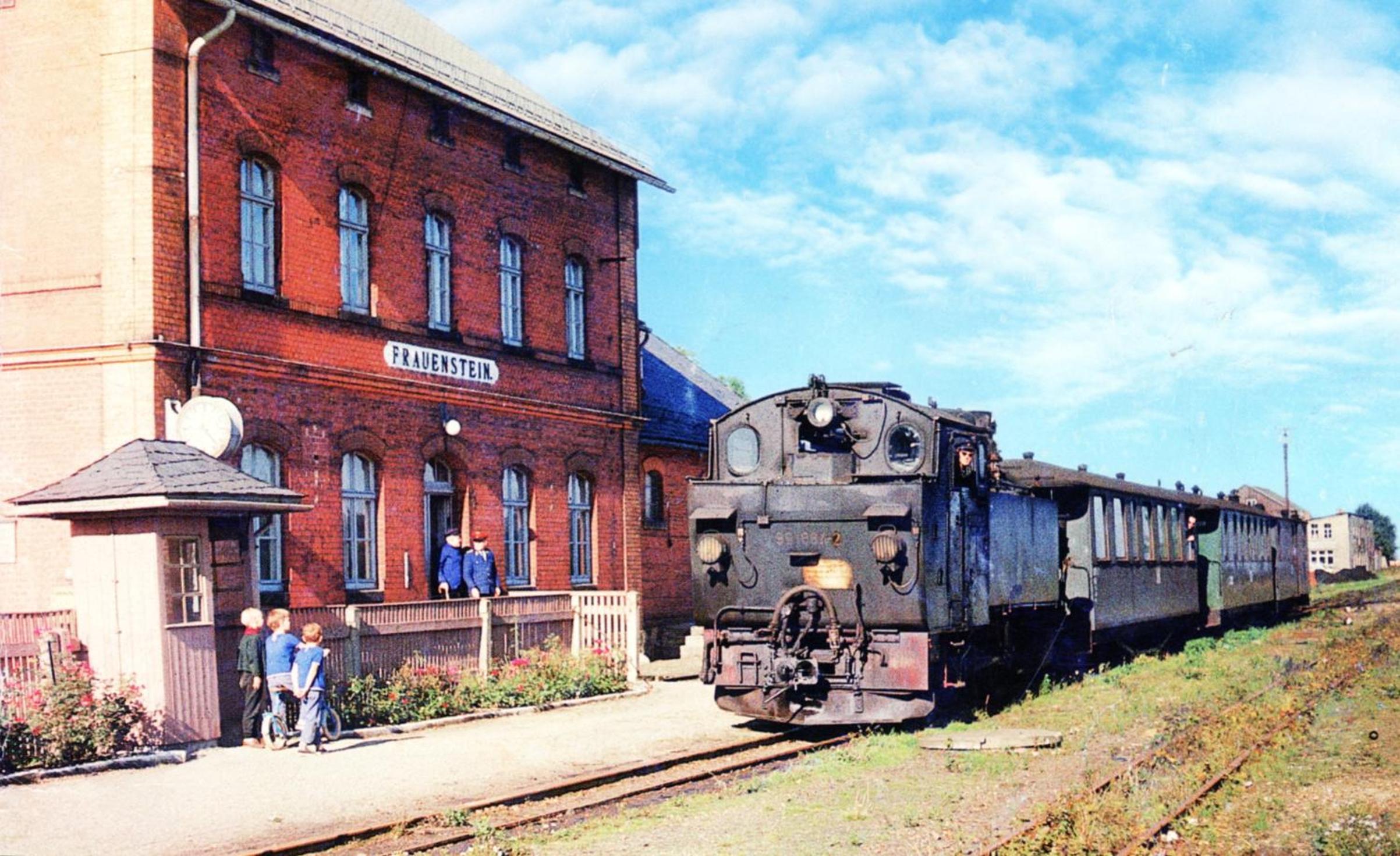 Bahnhof Frauenstein Wartehalle