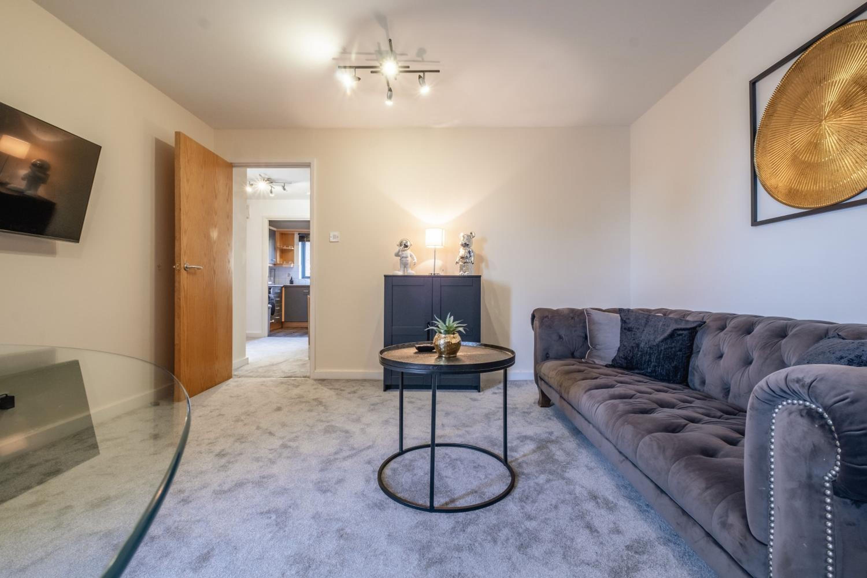 Stunning Quayside Apartment With Amazing Views view 2