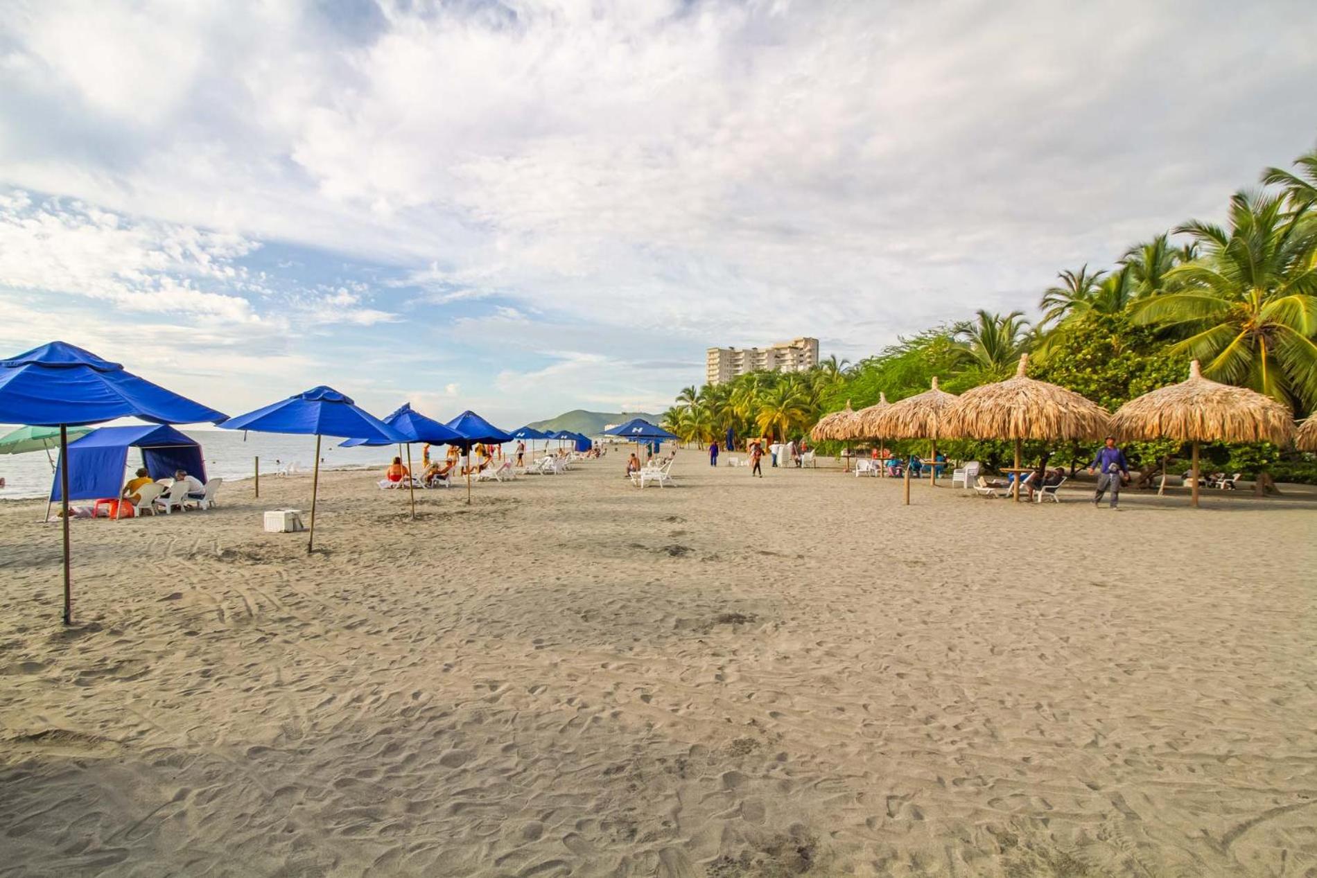 Descanso y playa, cómodo apartamento en Kuali, Santa Marta