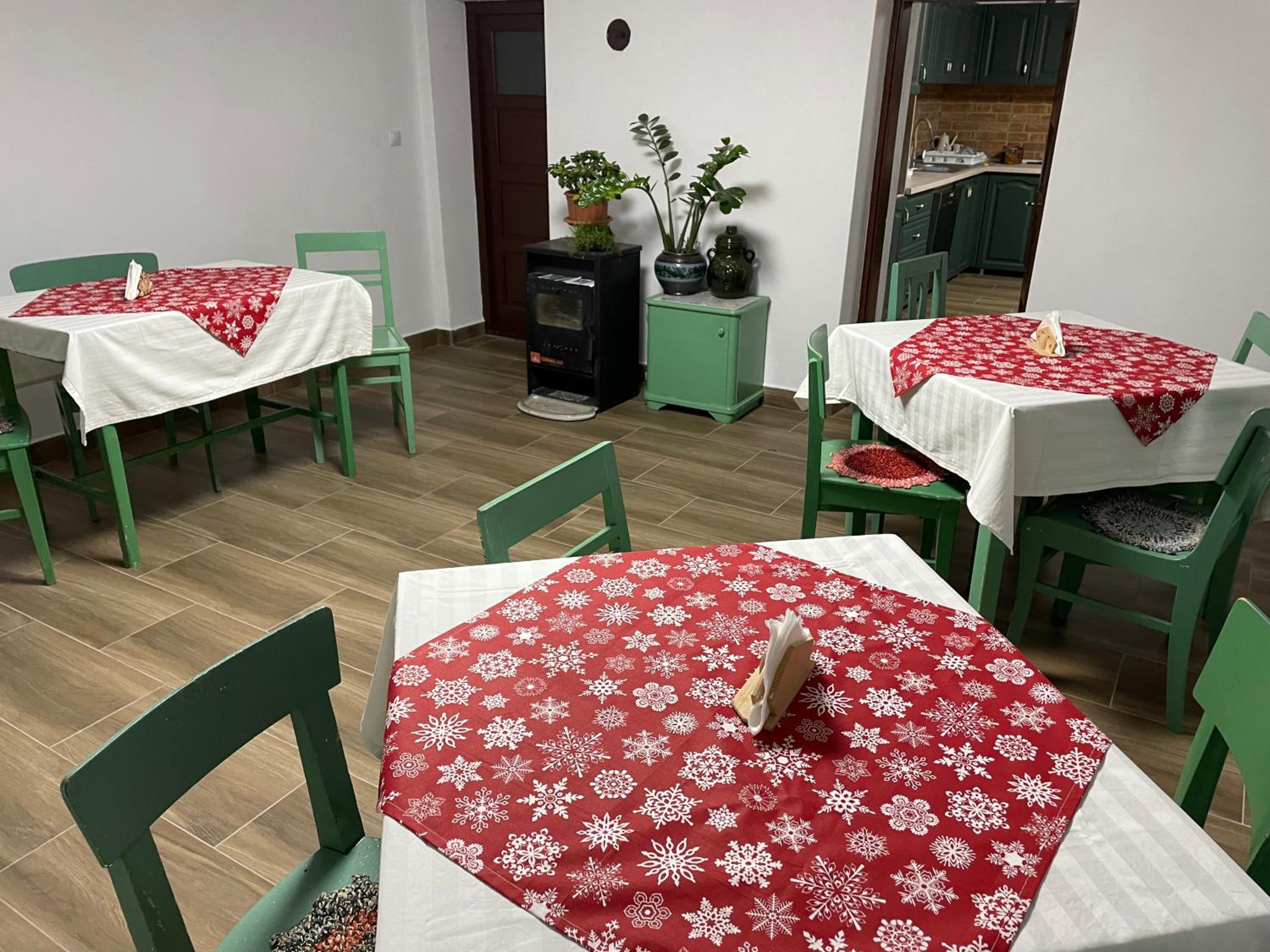 Casa Forrás view 3