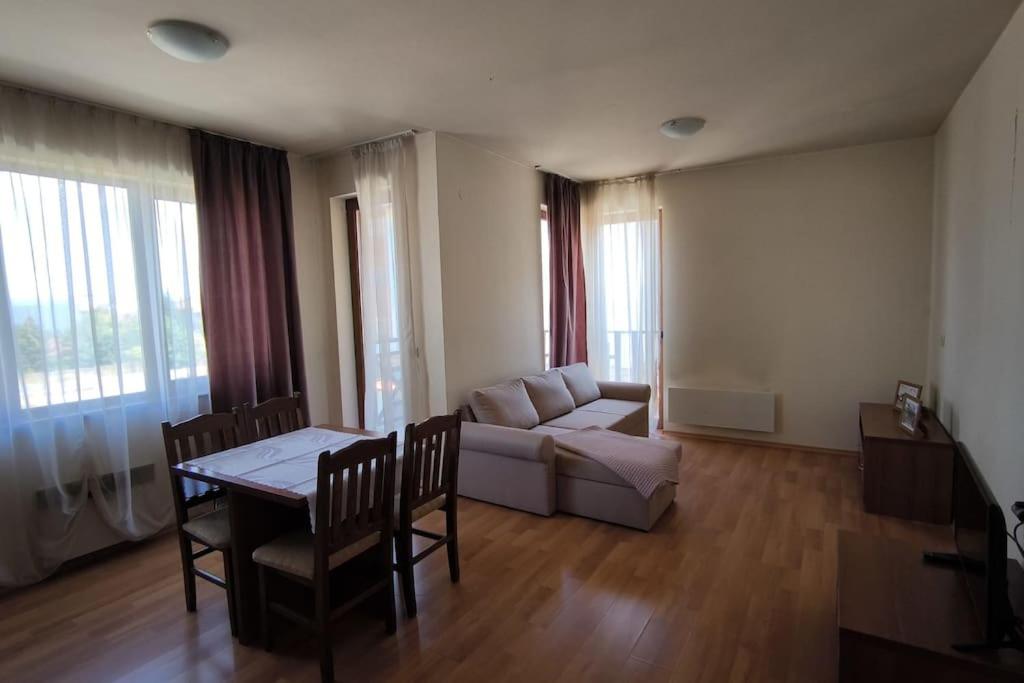 Vihren Palace Residence, close to Gondola lift,113