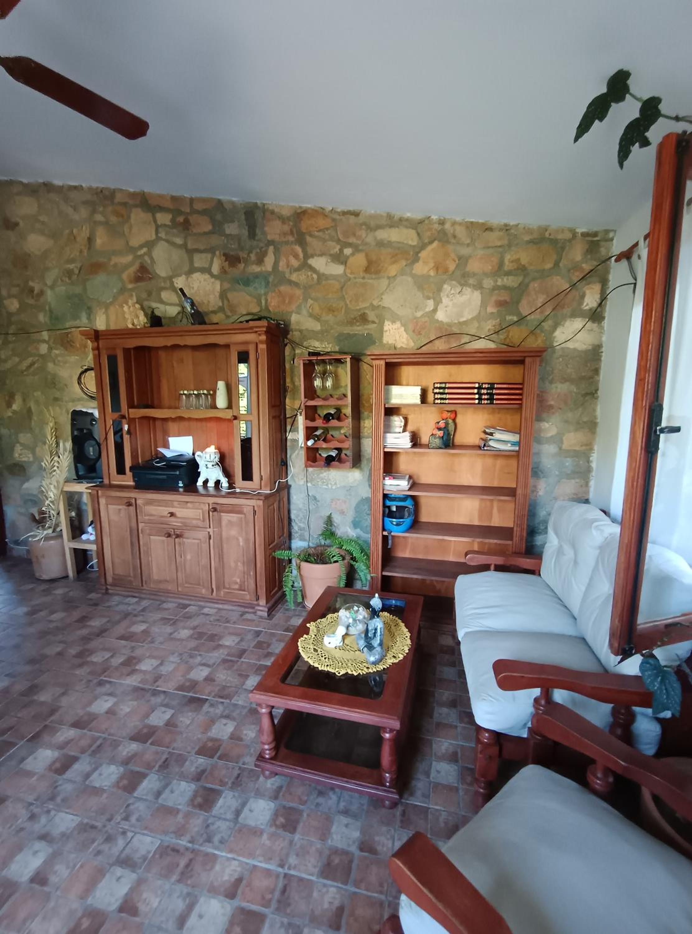 CASA FRENTE Al RIO VALLE HERMOSO