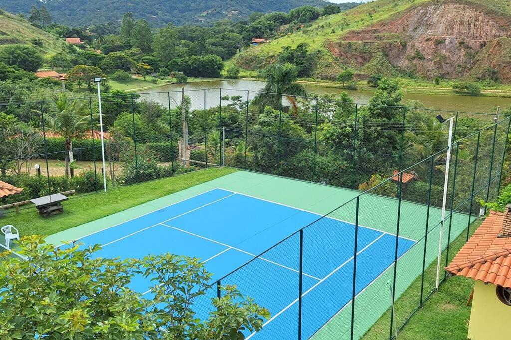 Recanto do Tênis e Beach Tênis, Casa com 5 suítes