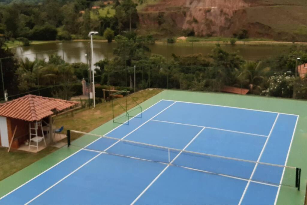 Recanto do Tênis e Beach Tênis, Casa com 5 suítes