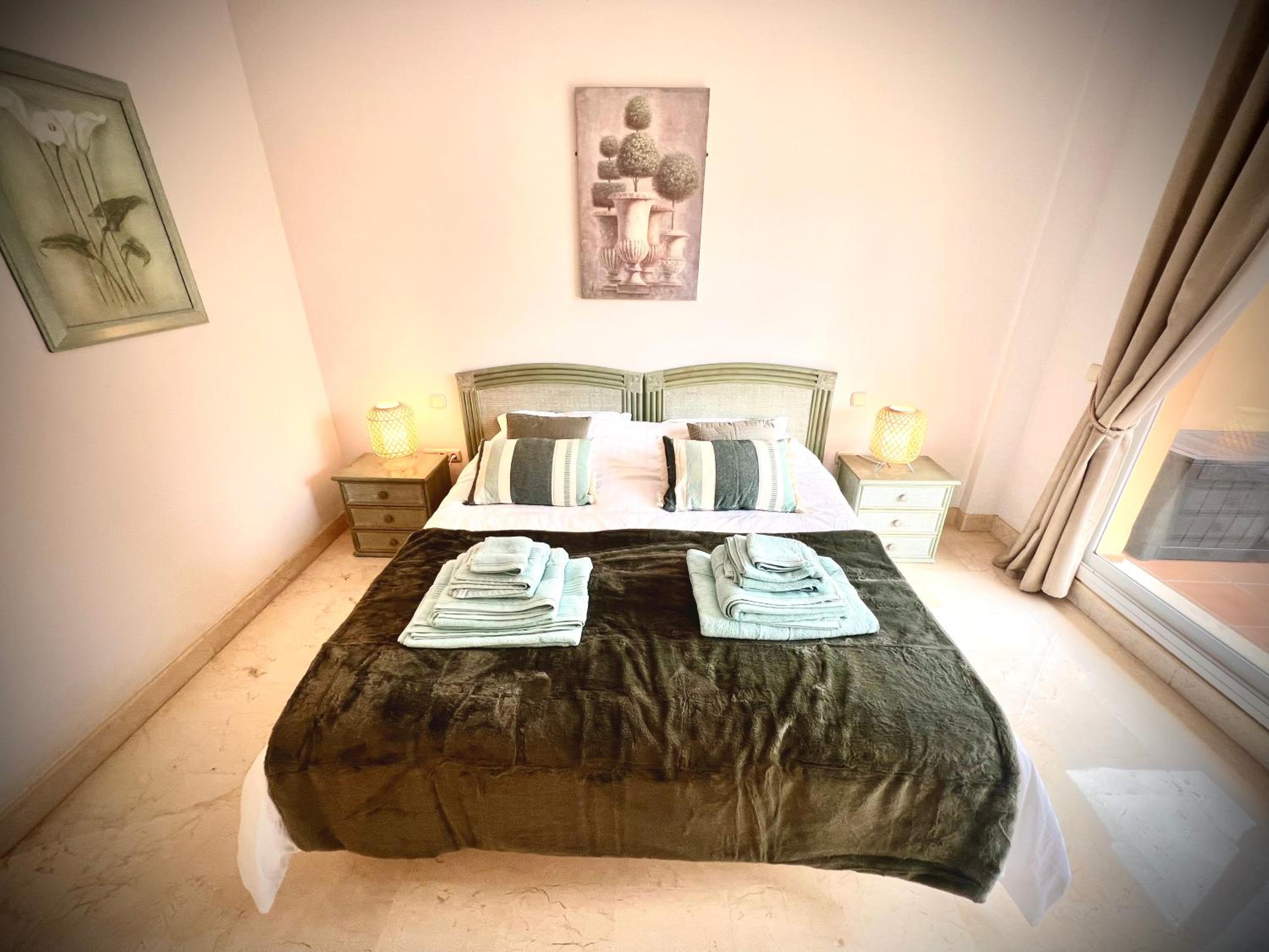 2 bed Elviria - 65sqm Terrace - Pools - Walk to Beach view 4