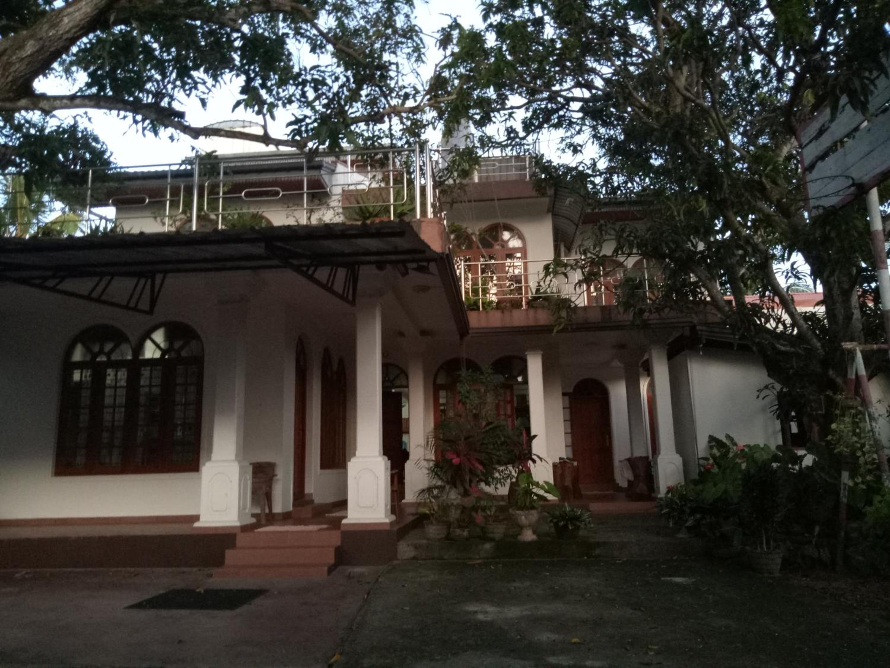 DeBee home stay view 3