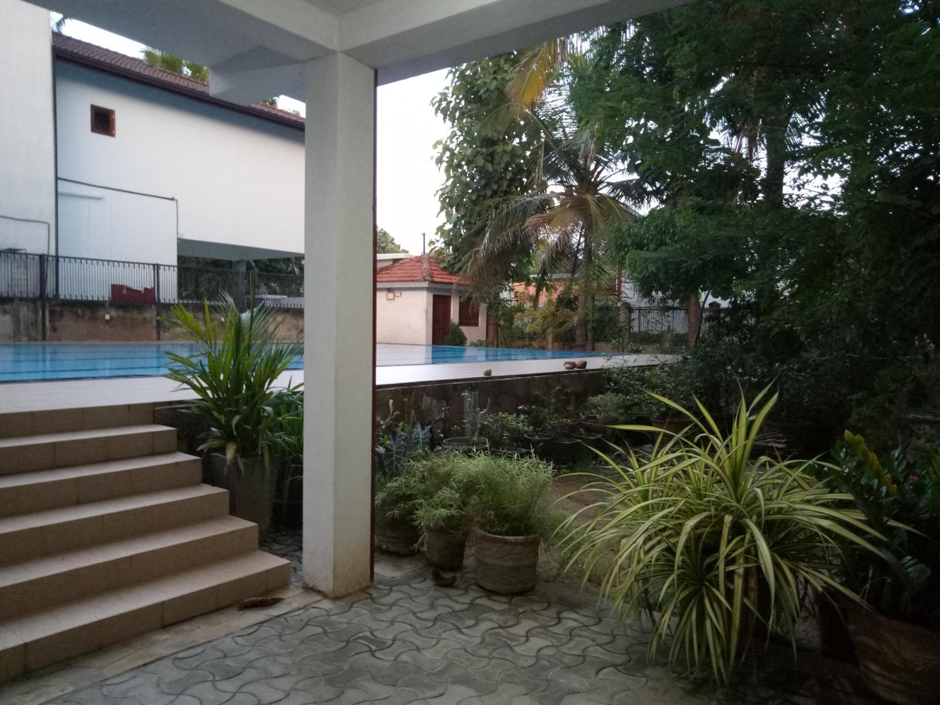 DeBee home stay view 4