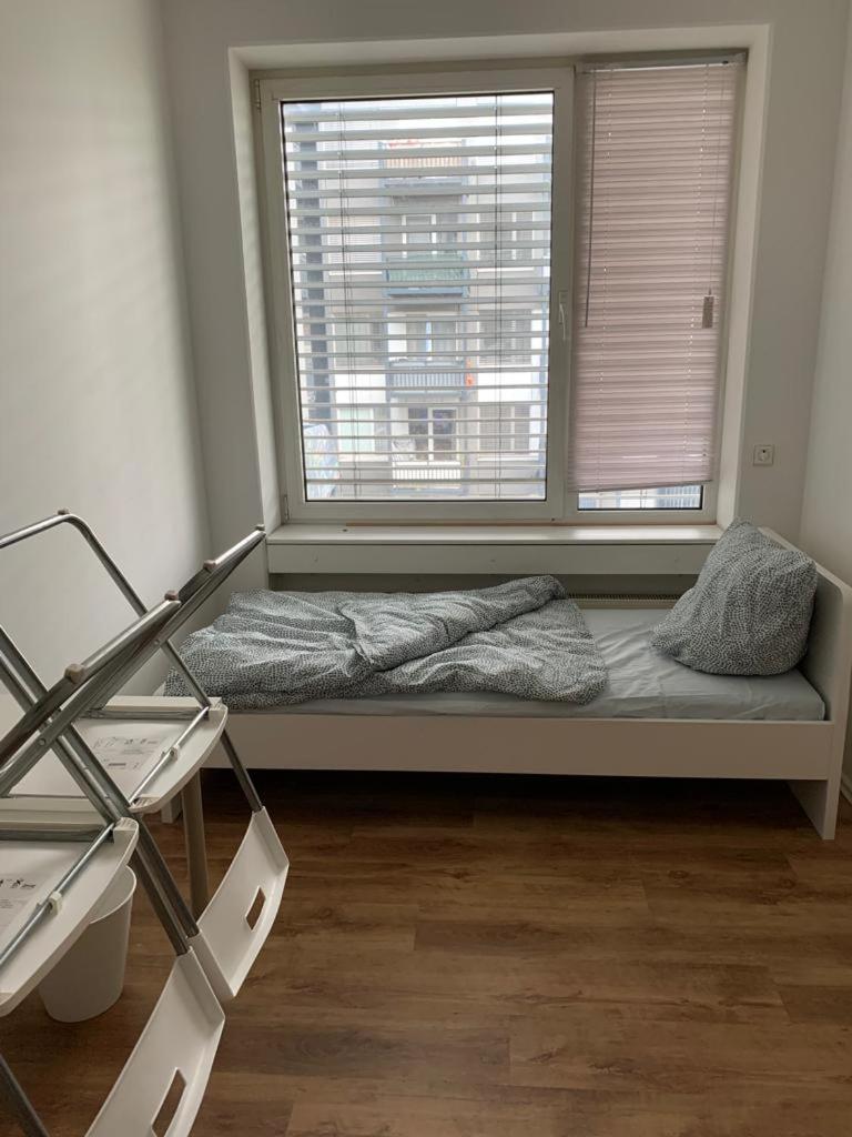 Helle Wohnung mit Balkon perfekt für Monteure und Arbeiter
