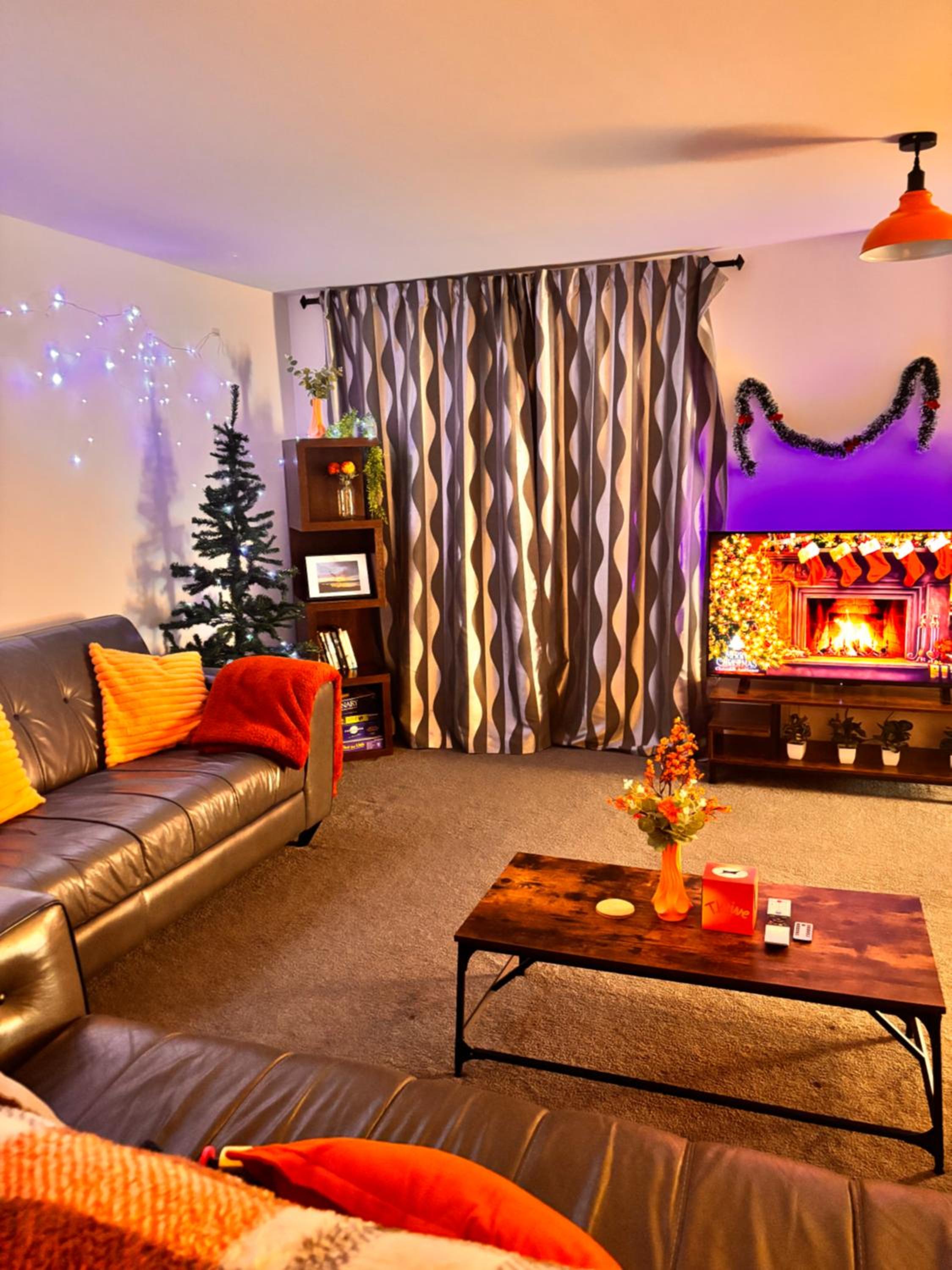 Radiant Homes Central Glasgow 2 Bedrooms 2 Bathrooms Free Parking view 2