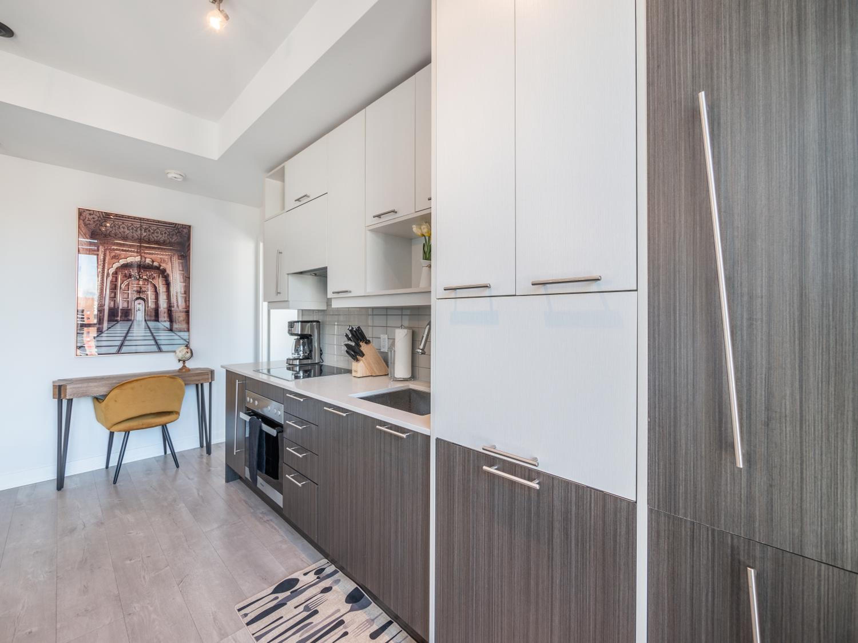 Parc Suites - Entertainment District Toronto