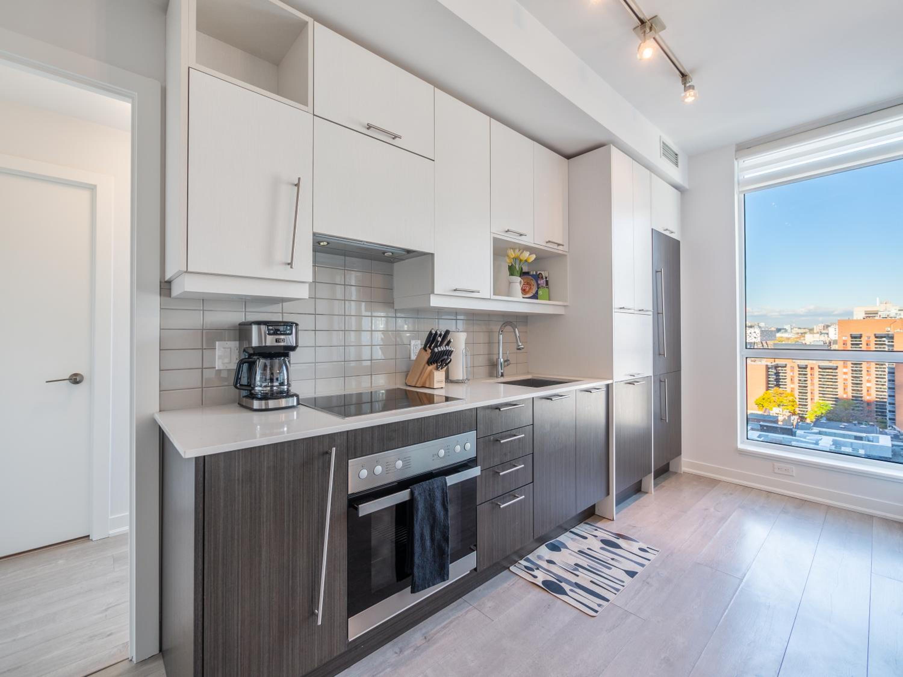 Parc Suites - Entertainment District Toronto