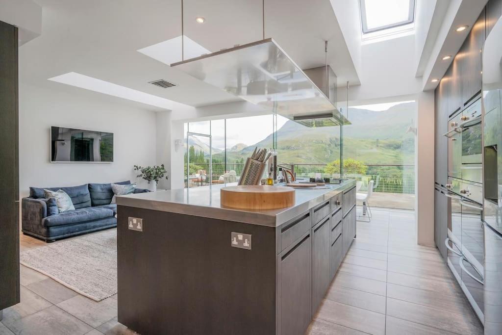 Invercreran House