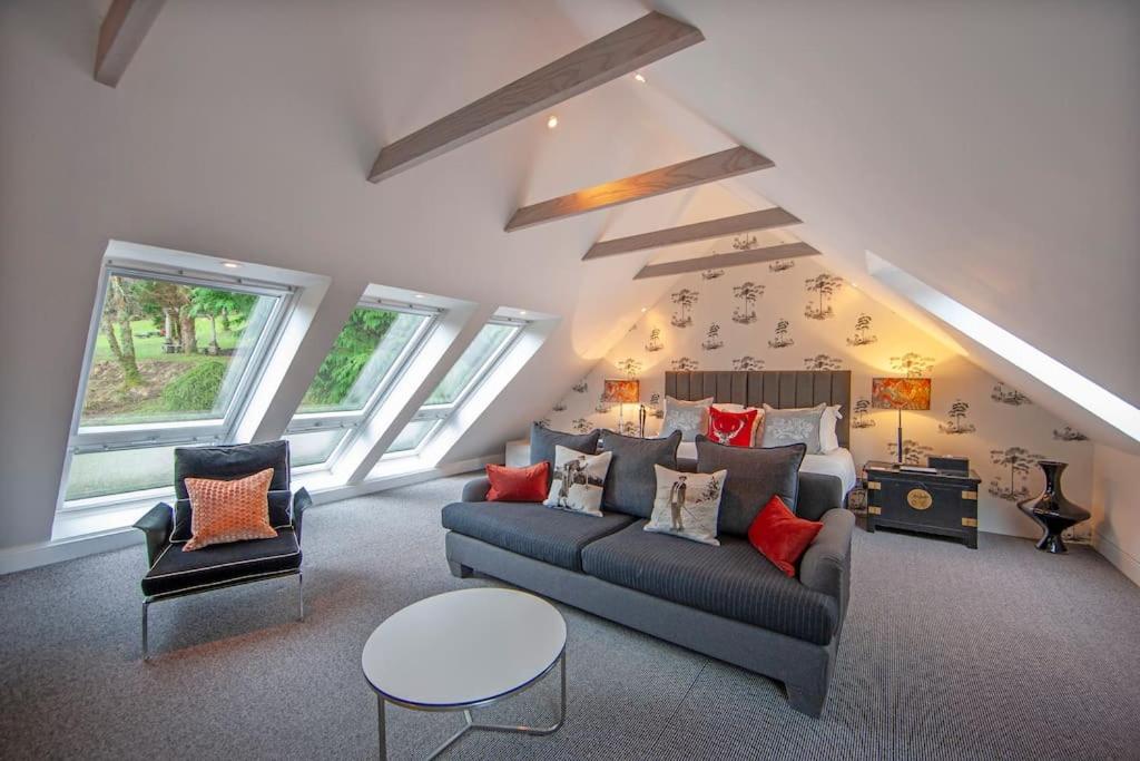Invercreran House