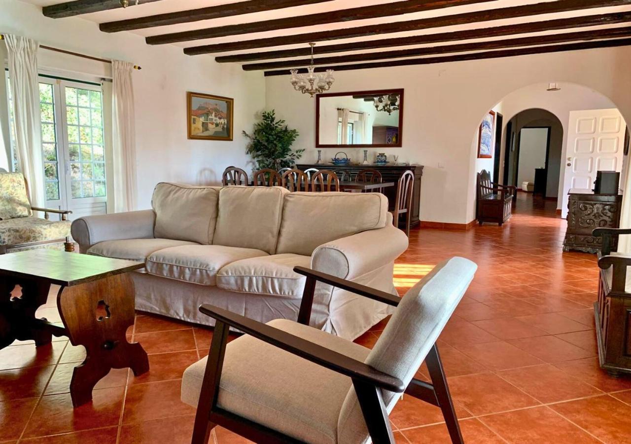 Fantástica Casa de Campo com Piscina perto de Lisboa