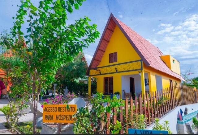 Vila Feliz - Chalés completos - ideal para famílias