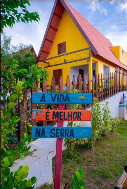Vila Feliz - Chalés completos - ideal para famílias