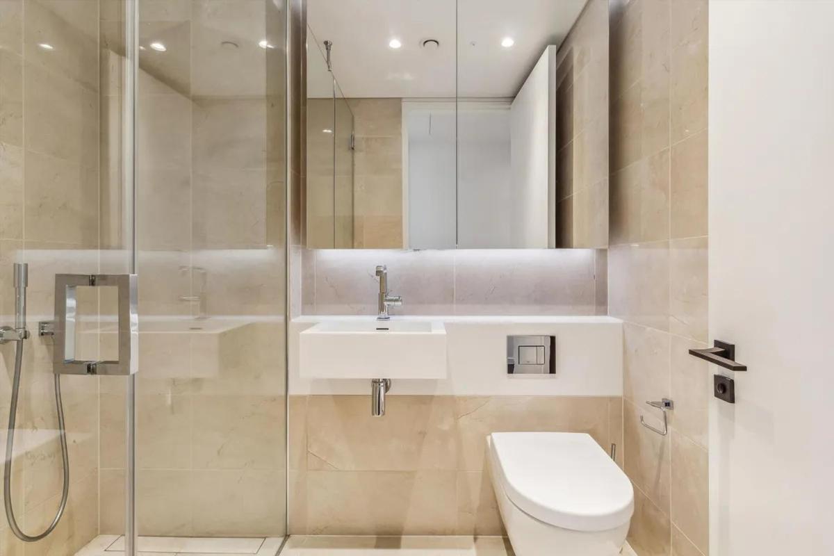 Luxury Apartment Sophia 4 Bedroom 8 Sleeps