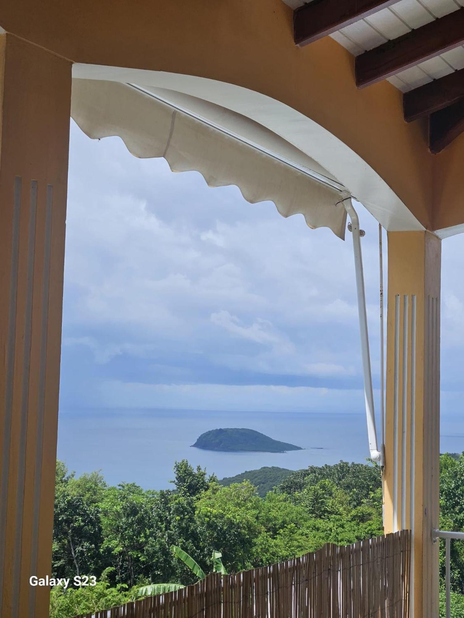 Maison entre montagne et mer view 4