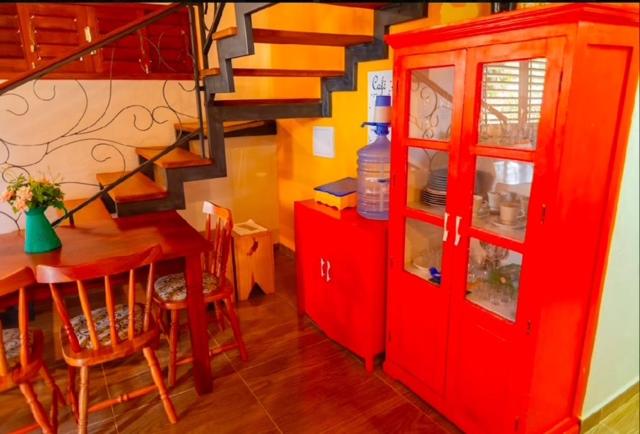 Vila Feliz - Chalés completos - ideal para famílias