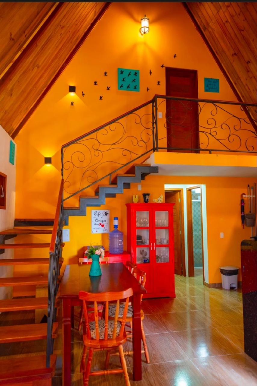 Vila Feliz - Chalés completos - ideal para famílias