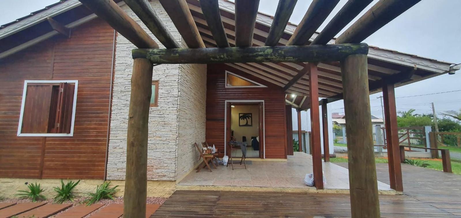 Linda casa com piscina 50m praia