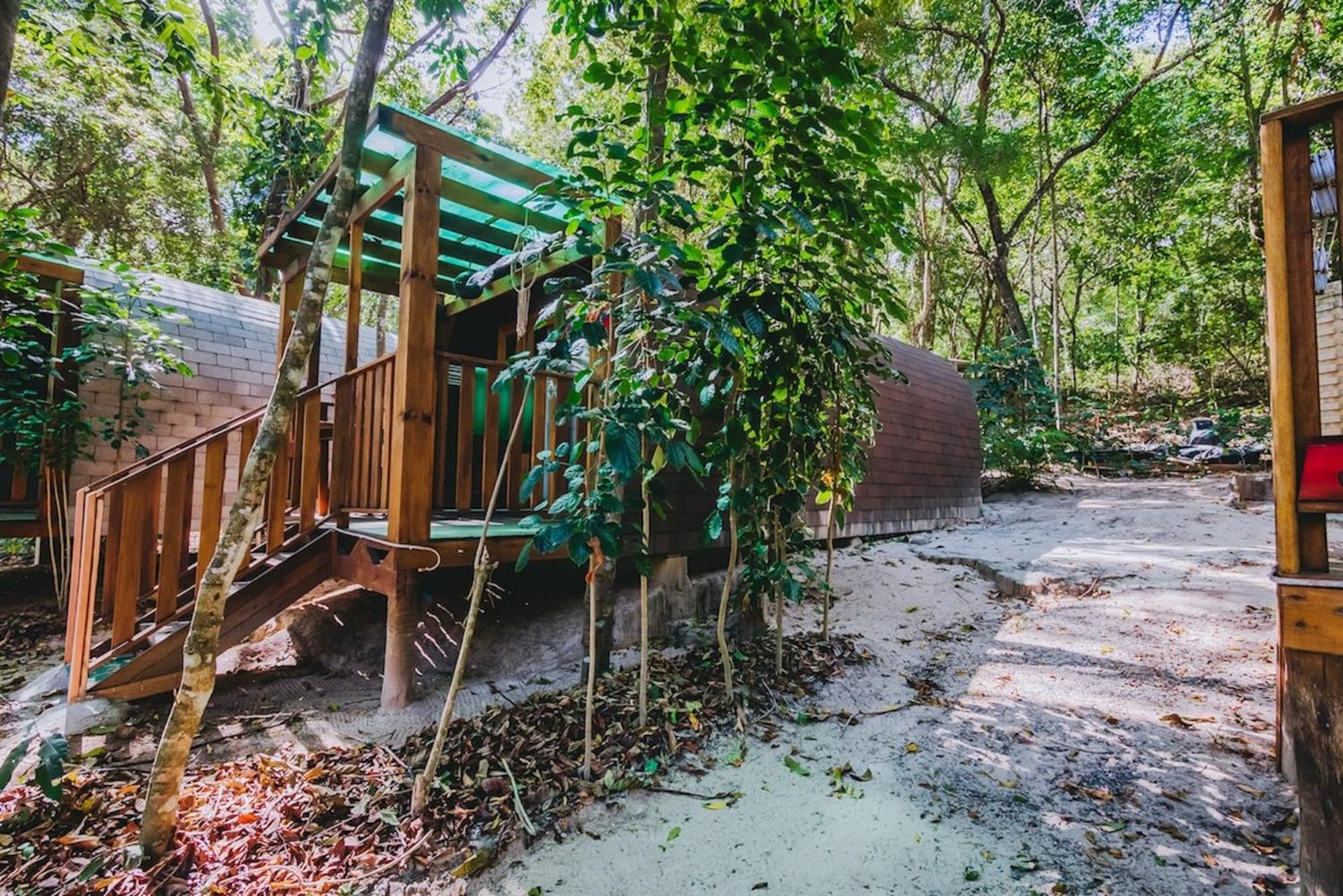 Alquimia Zen IGLUs de eucalipto na Reserva Aruá
