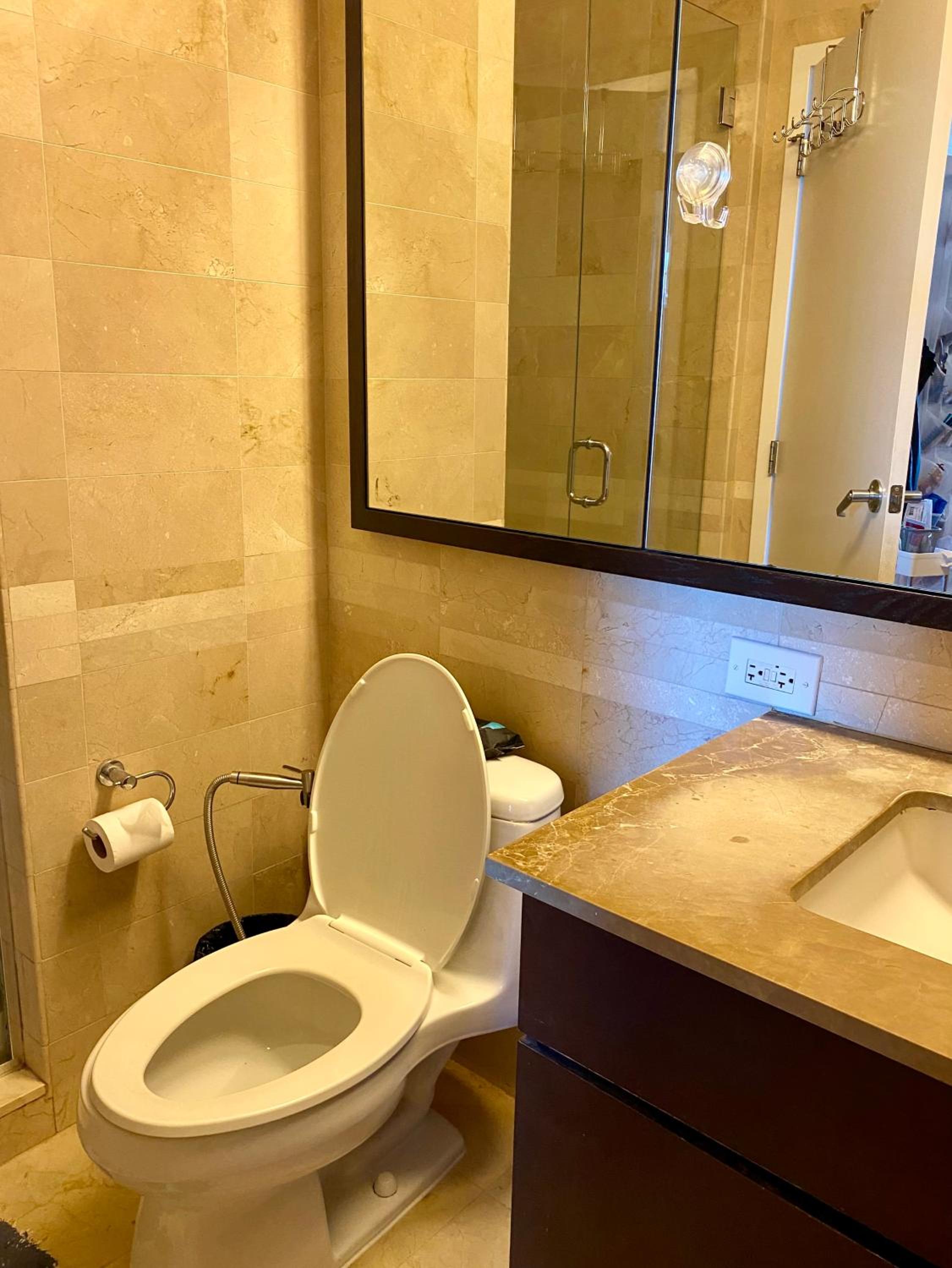 The Kalahari Queen Bed with Private Bath