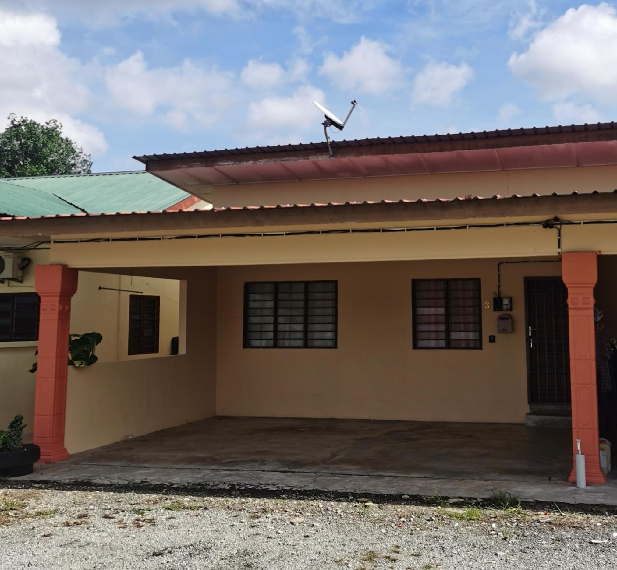 Hotel Homestay Che Wan Satu - Image 1