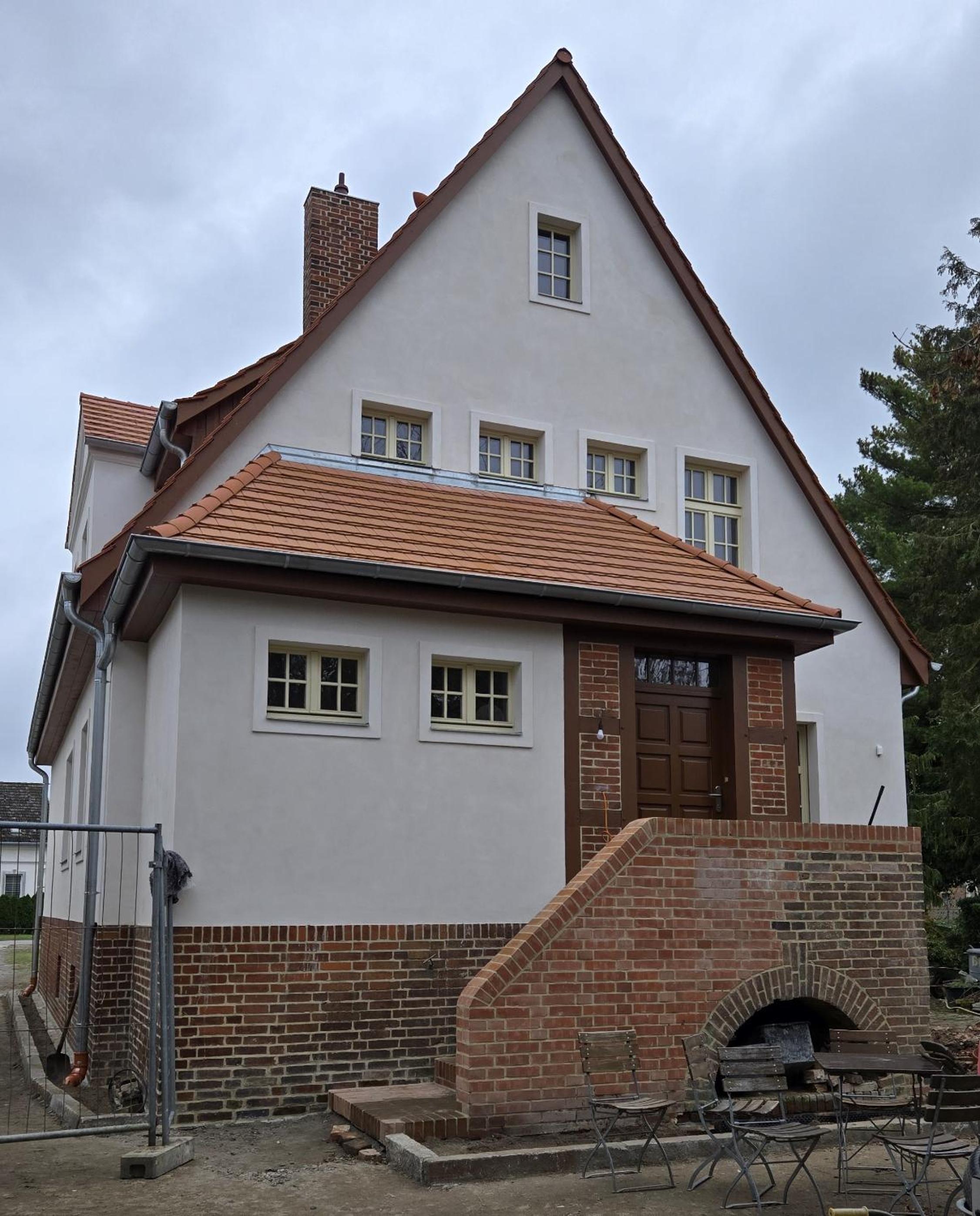 Gemütliche Wohnungen in Wansdorf im denkmalgeschützten Haus