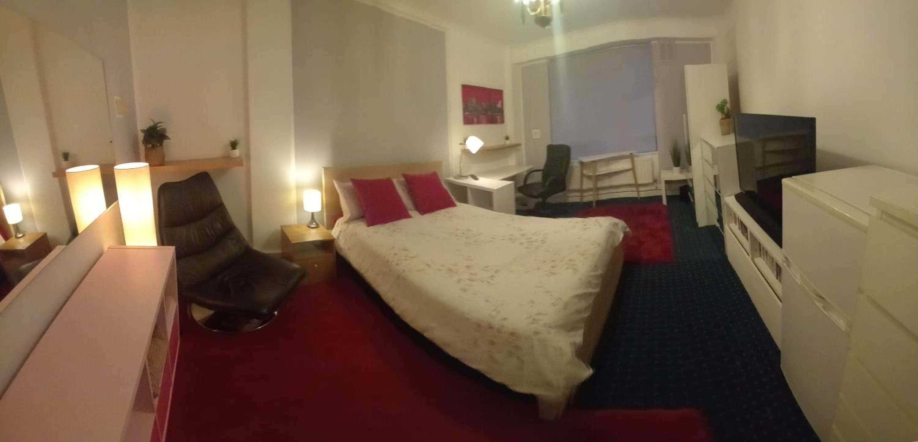 hotel room