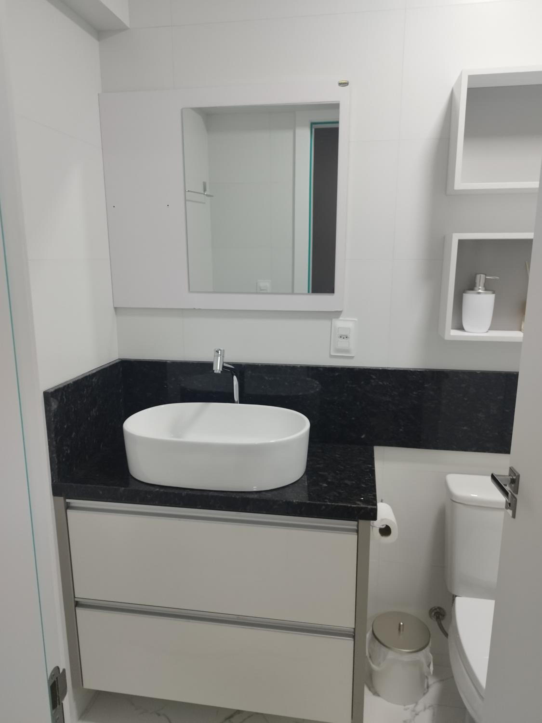 Apartamento no Edifício Place D'France Residence
