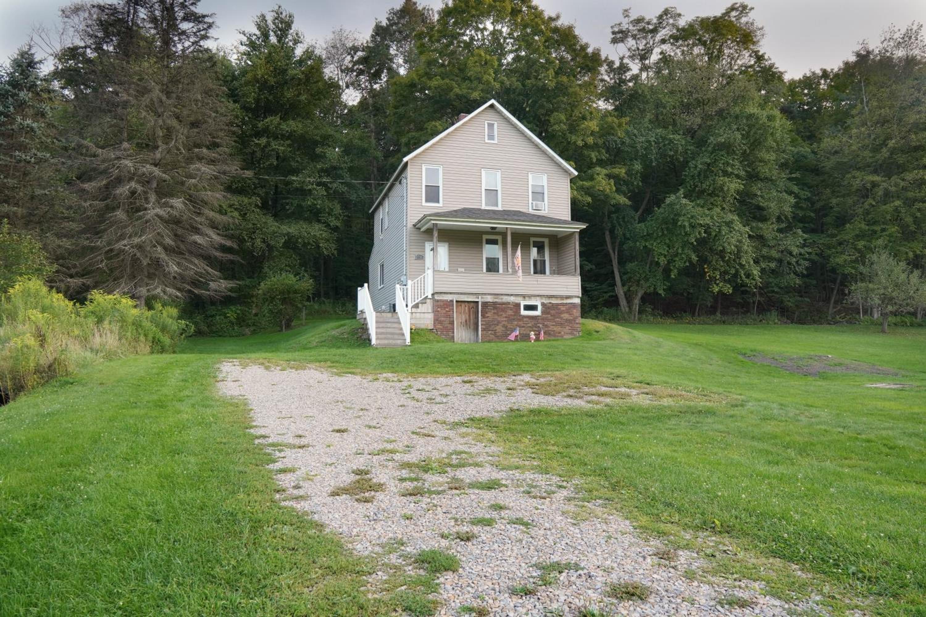 Peaceful retreat in the woods 3 Bedroom King Bed view 2