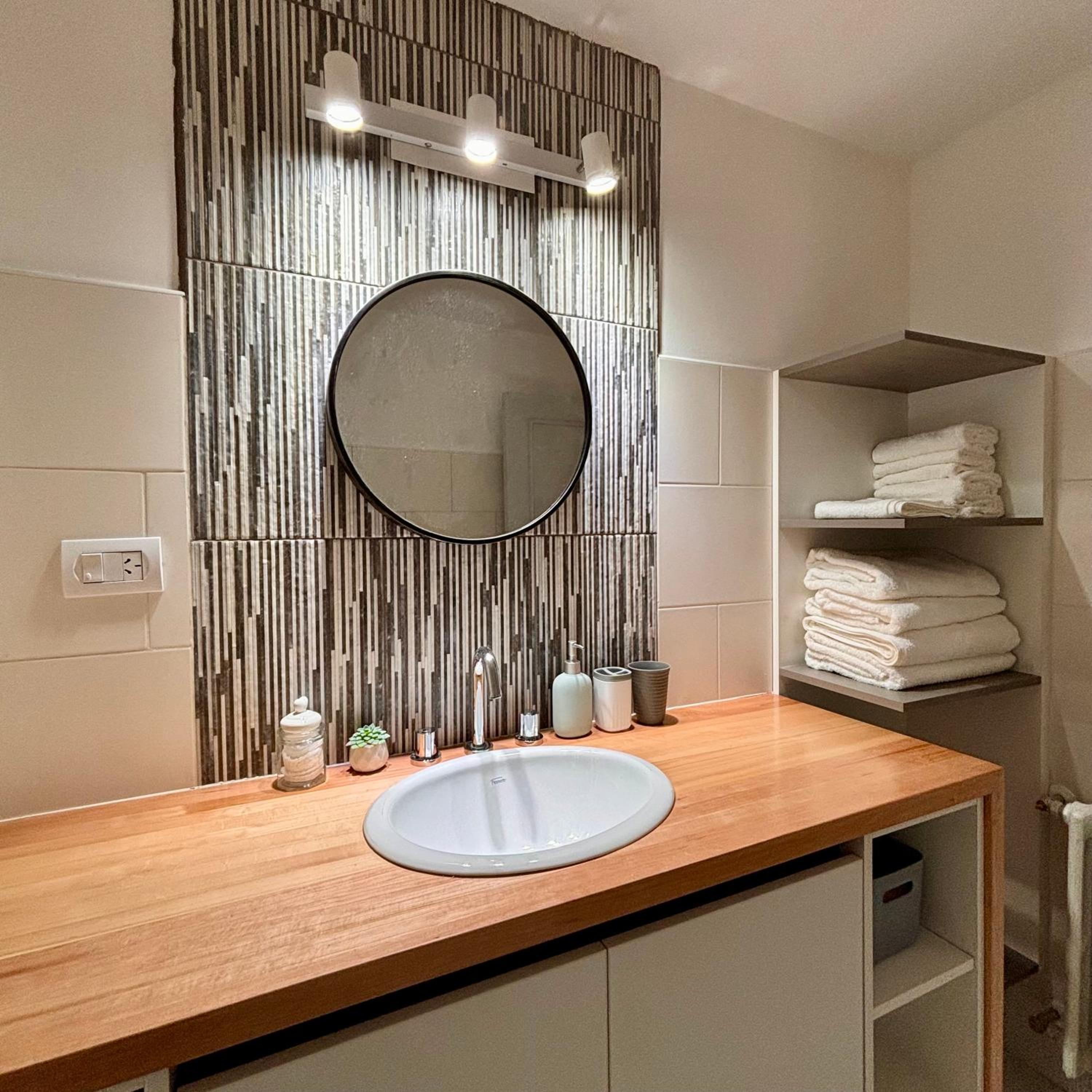 Aiila House