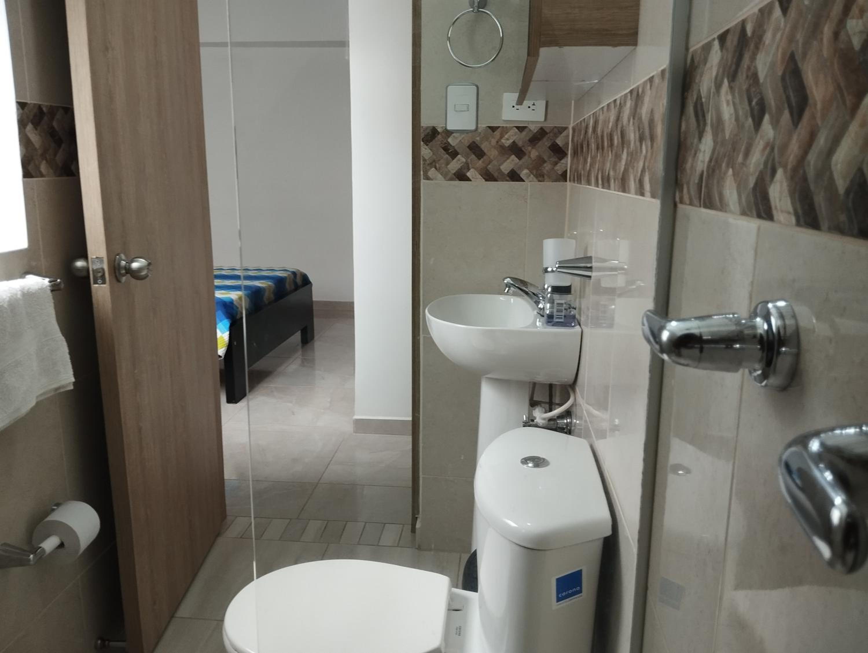 Habitación con baño privado