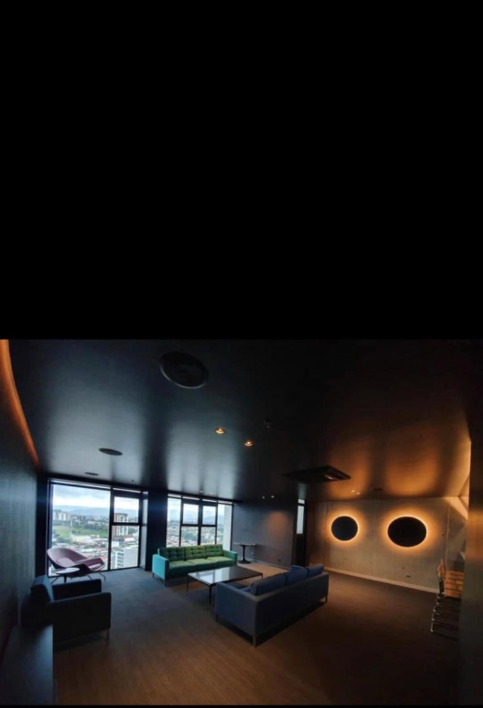 Cozy apartment with terrace, SJ Cosmopolitan Tower #402