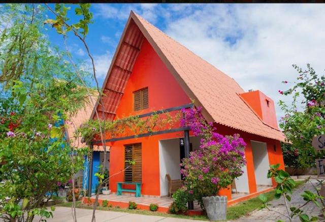 Vila Feliz - Chalés completos - ideal para famílias