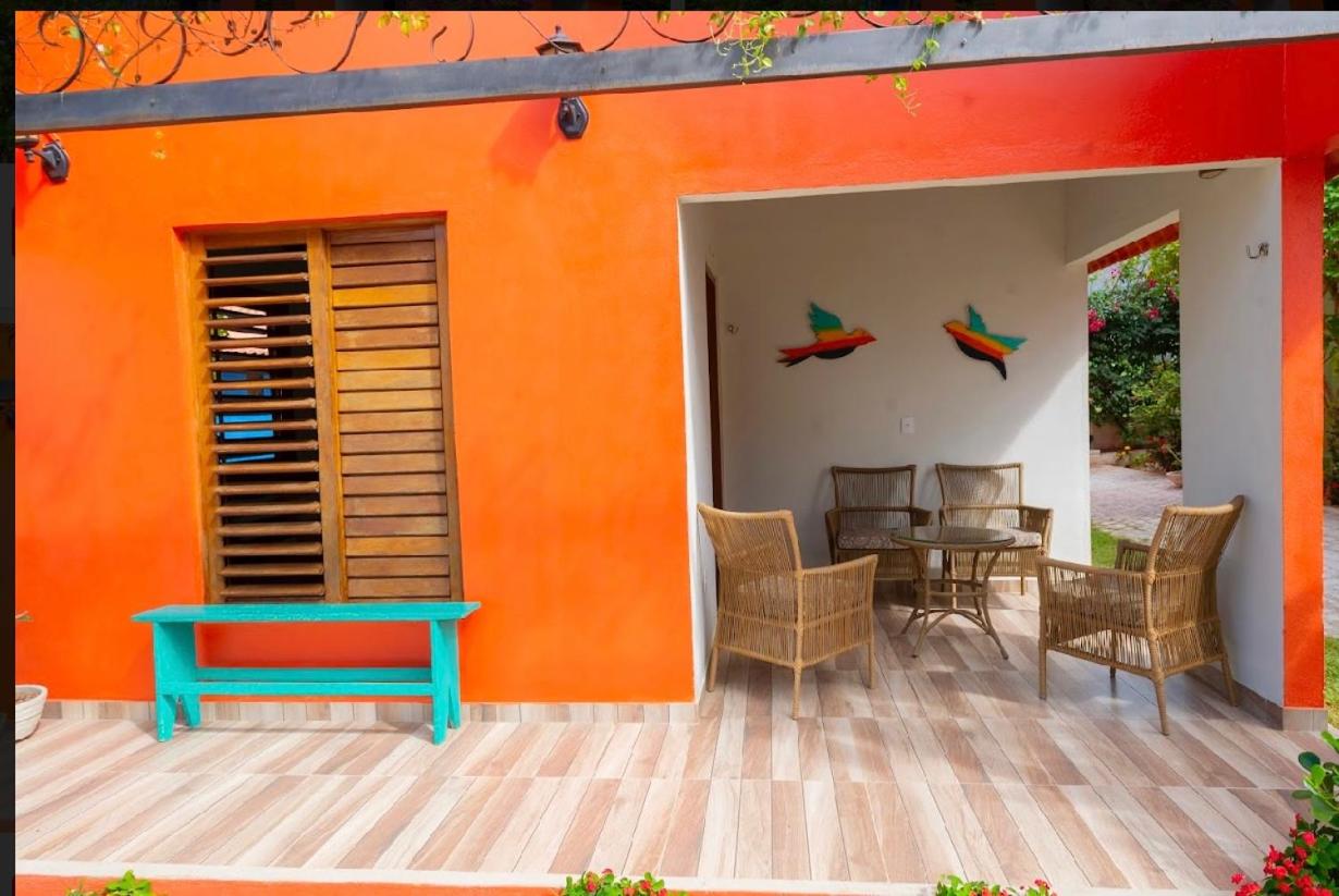 Vila Feliz - Chalés completos - ideal para famílias