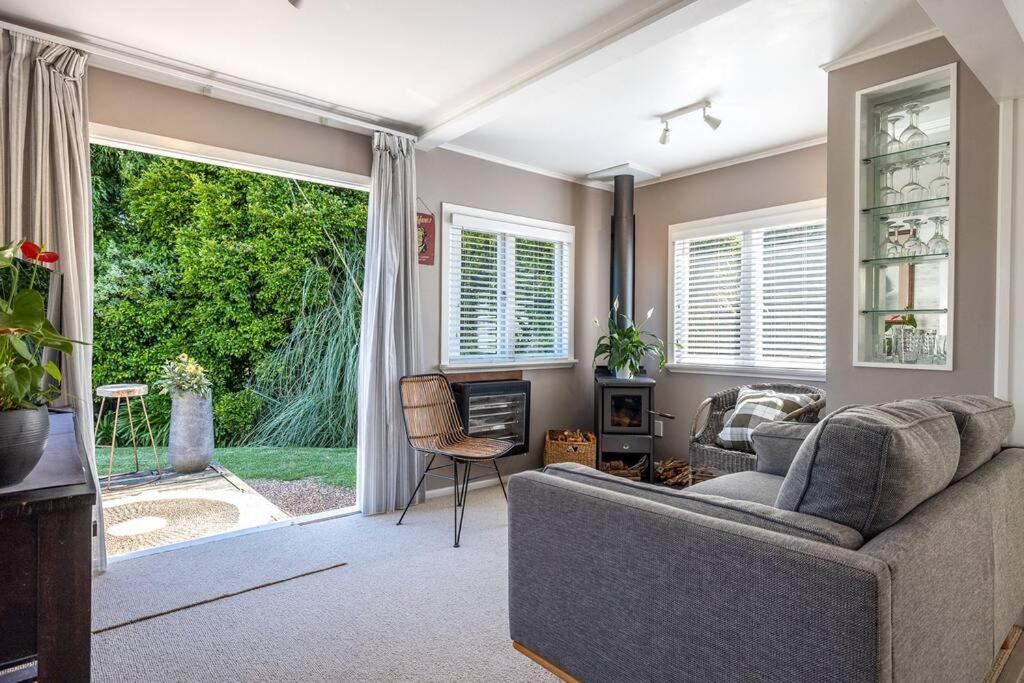 Totara Cottage view 5