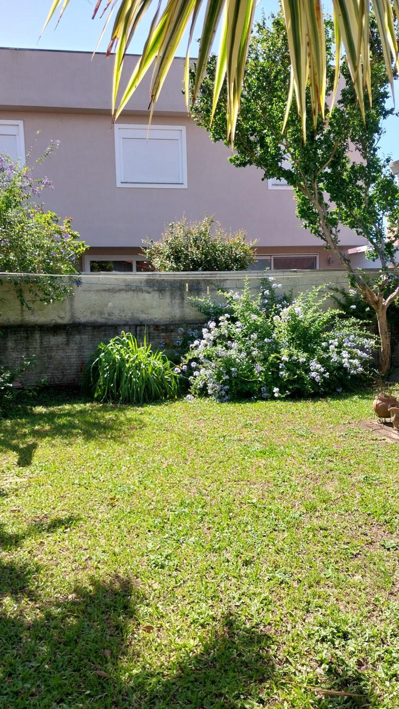 Linda casa grande em Capão Novo