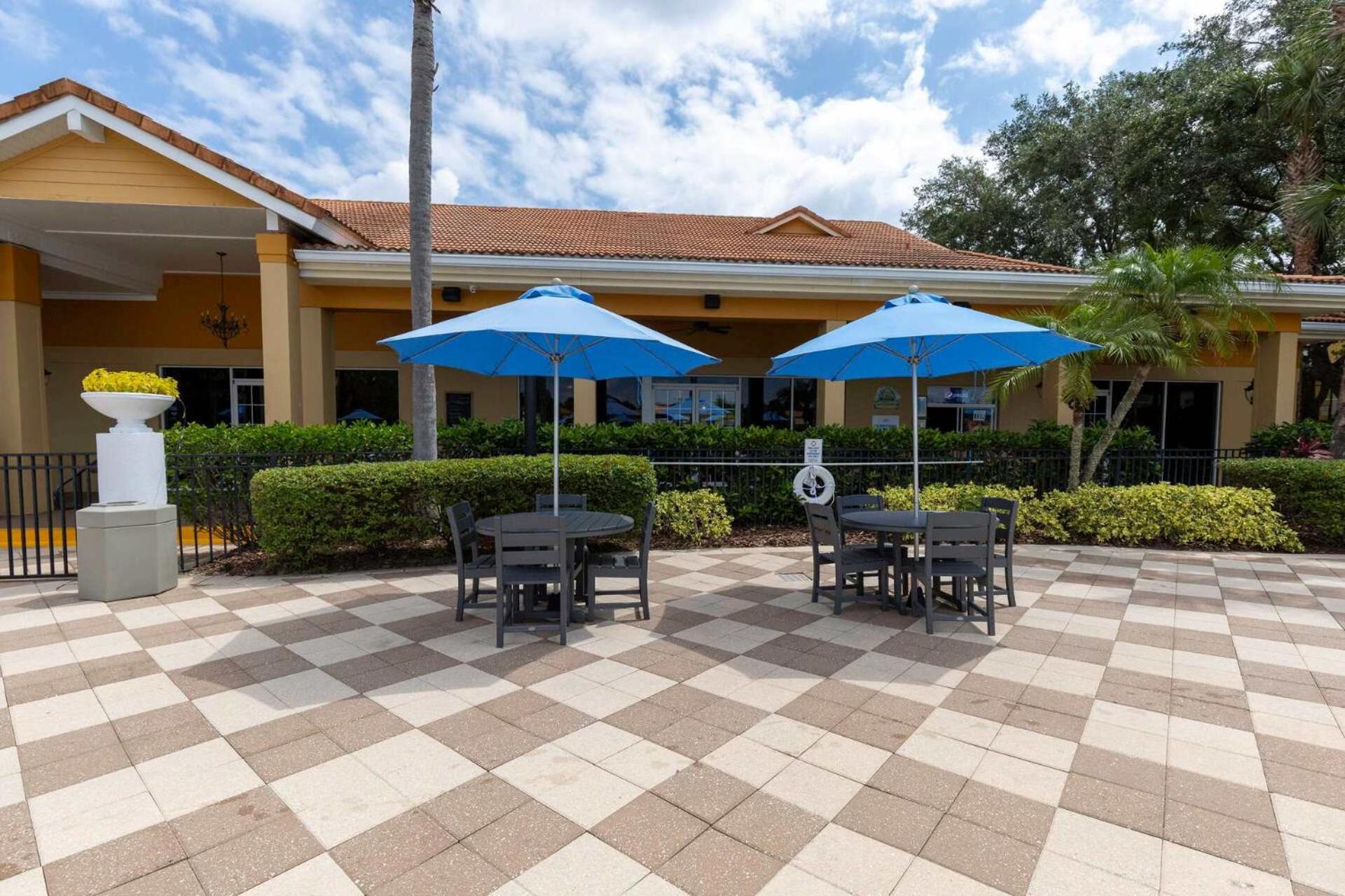 Amazing Townhouse for 6 people near Disney view 2