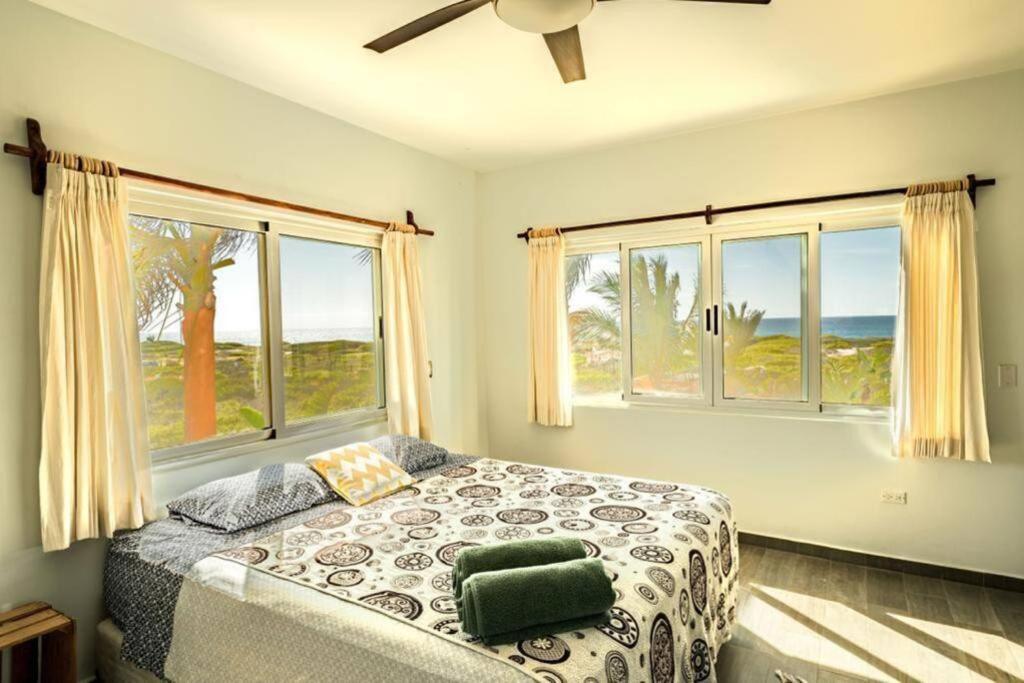 Villa Los Vaqueros view 3
