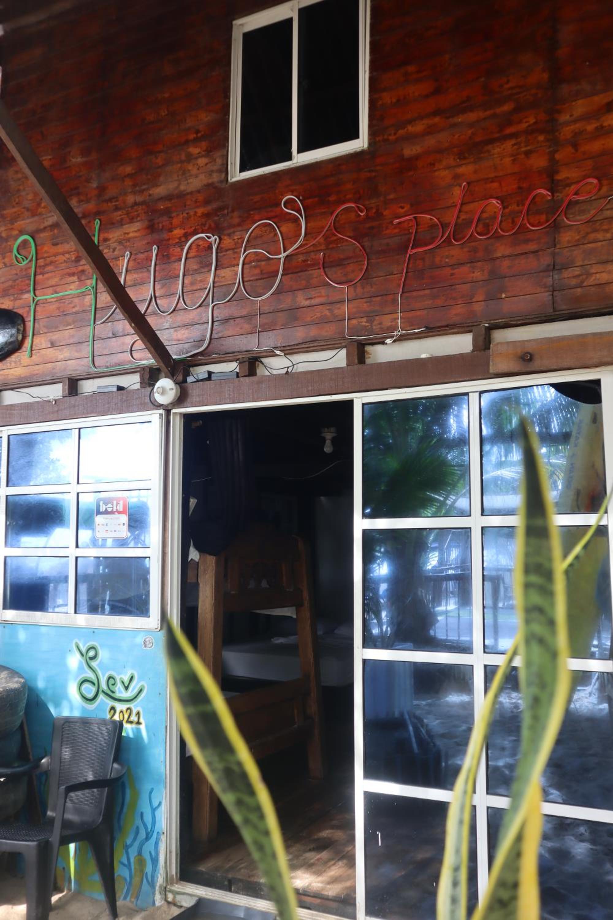 Hugos Place Baru