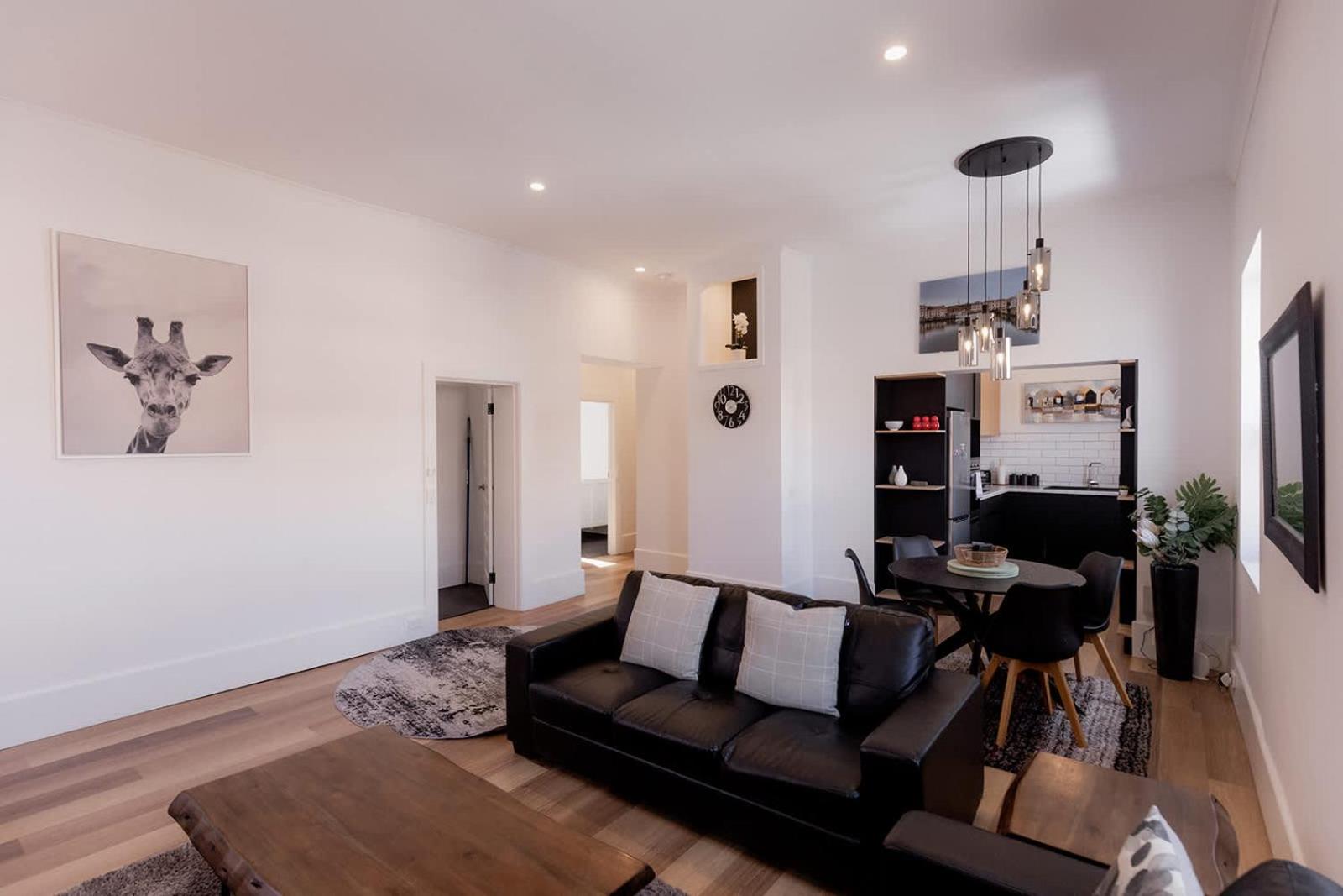 3 Bedroom, Spacious Inner-City Pad